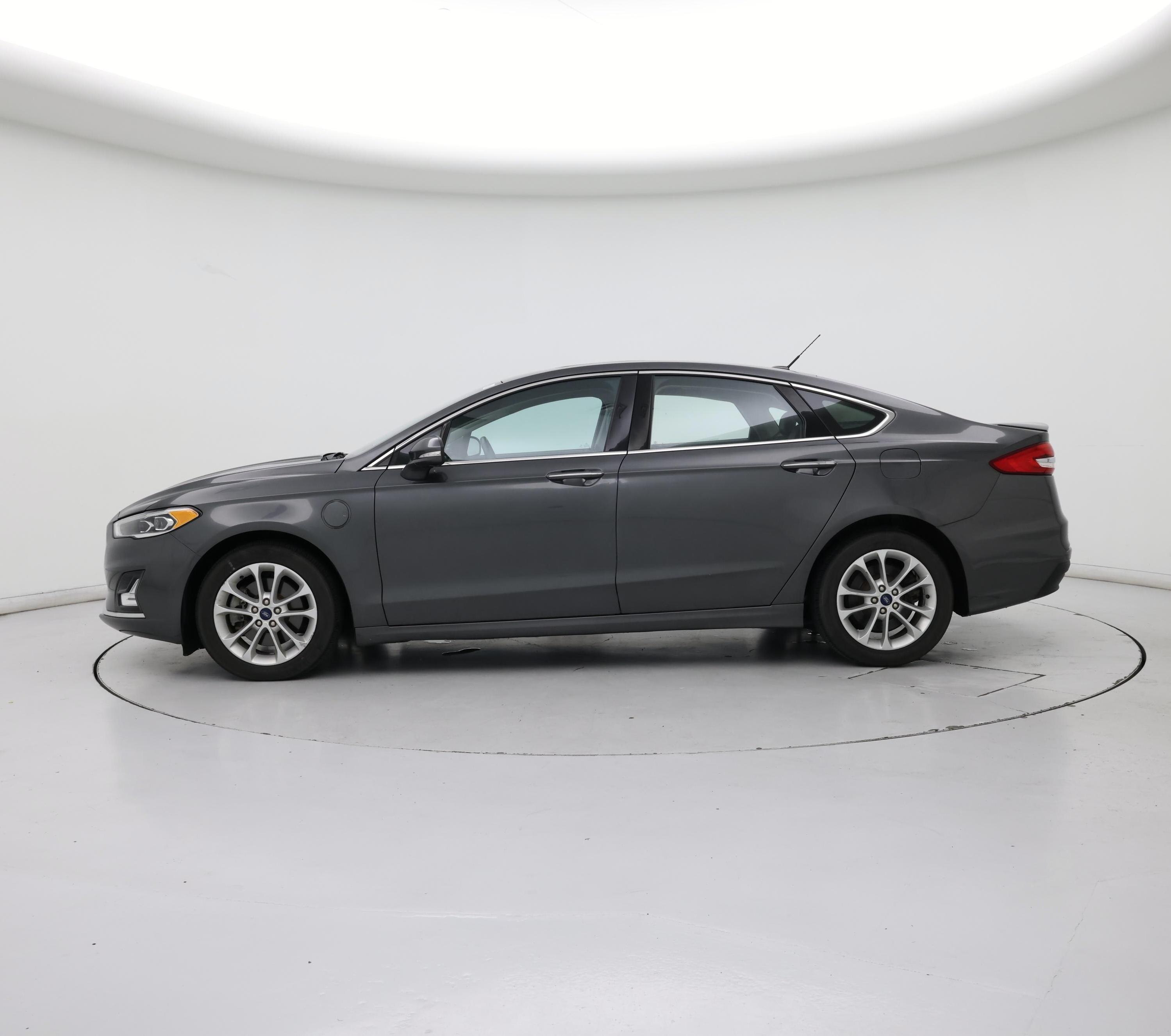 Thumbnail: 2019 Ford Fusion - 3