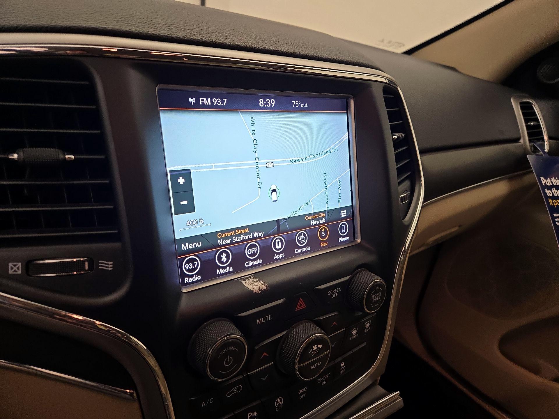 Thumbnail: 2018 Jeep Grand Cherokee - 14