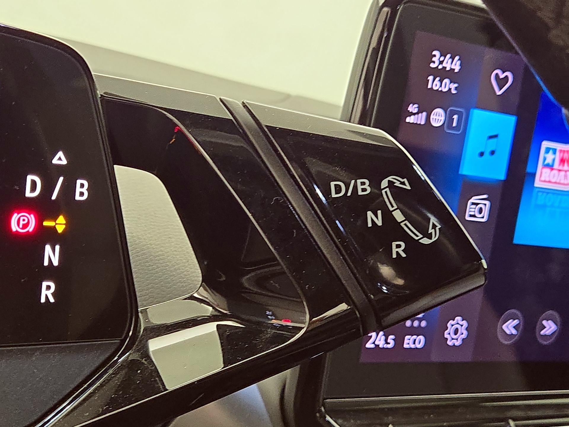 Thumbnail: 2021 Volkswagen ID.4 - 18