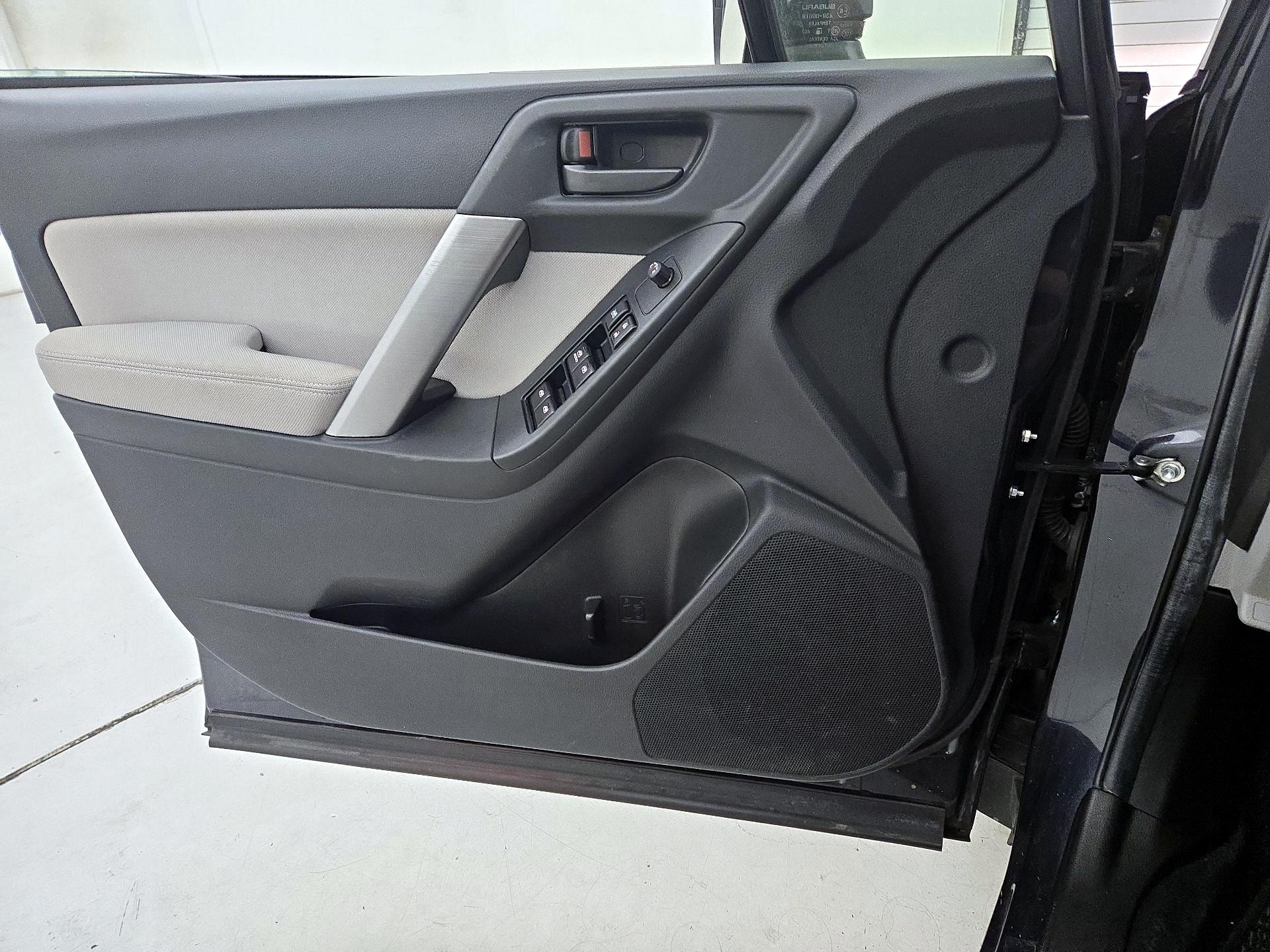 Thumbnail: 2014 Subaru Forester - 12