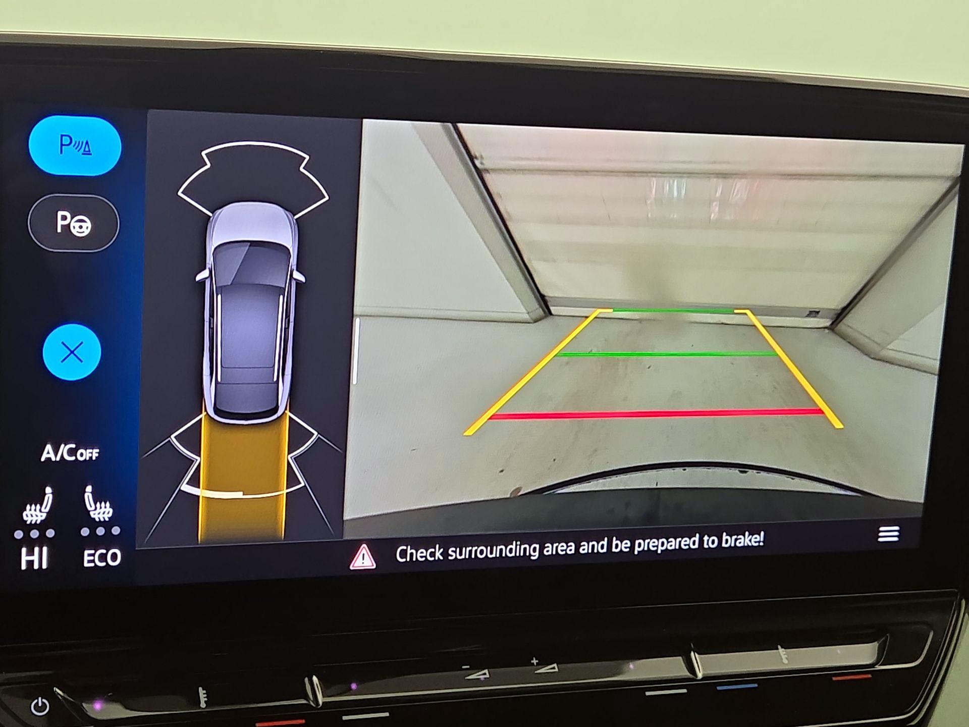 Thumbnail: 2023 Volkswagen ID.4 - 14