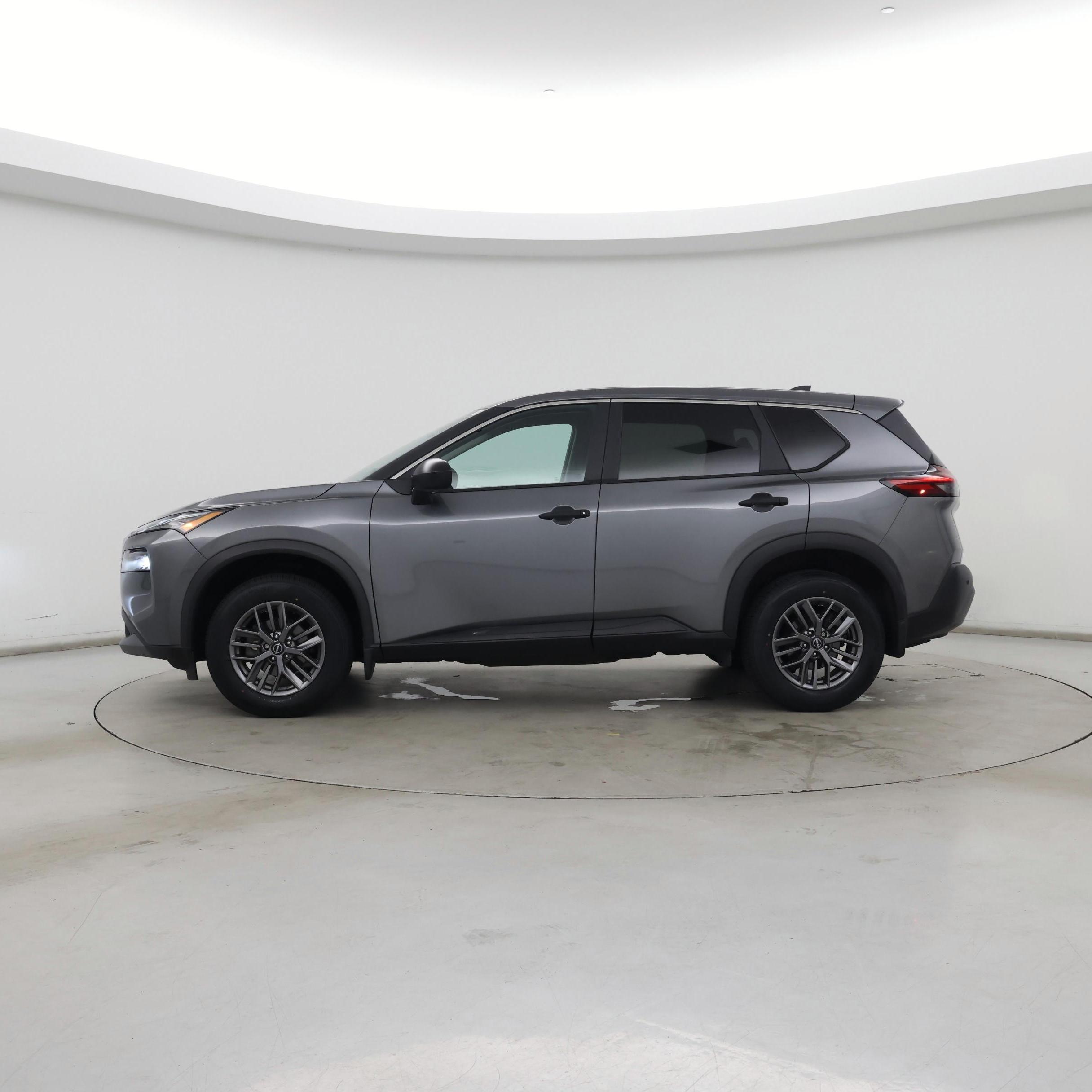 Thumbnail: 2023 Nissan Rogue - 3