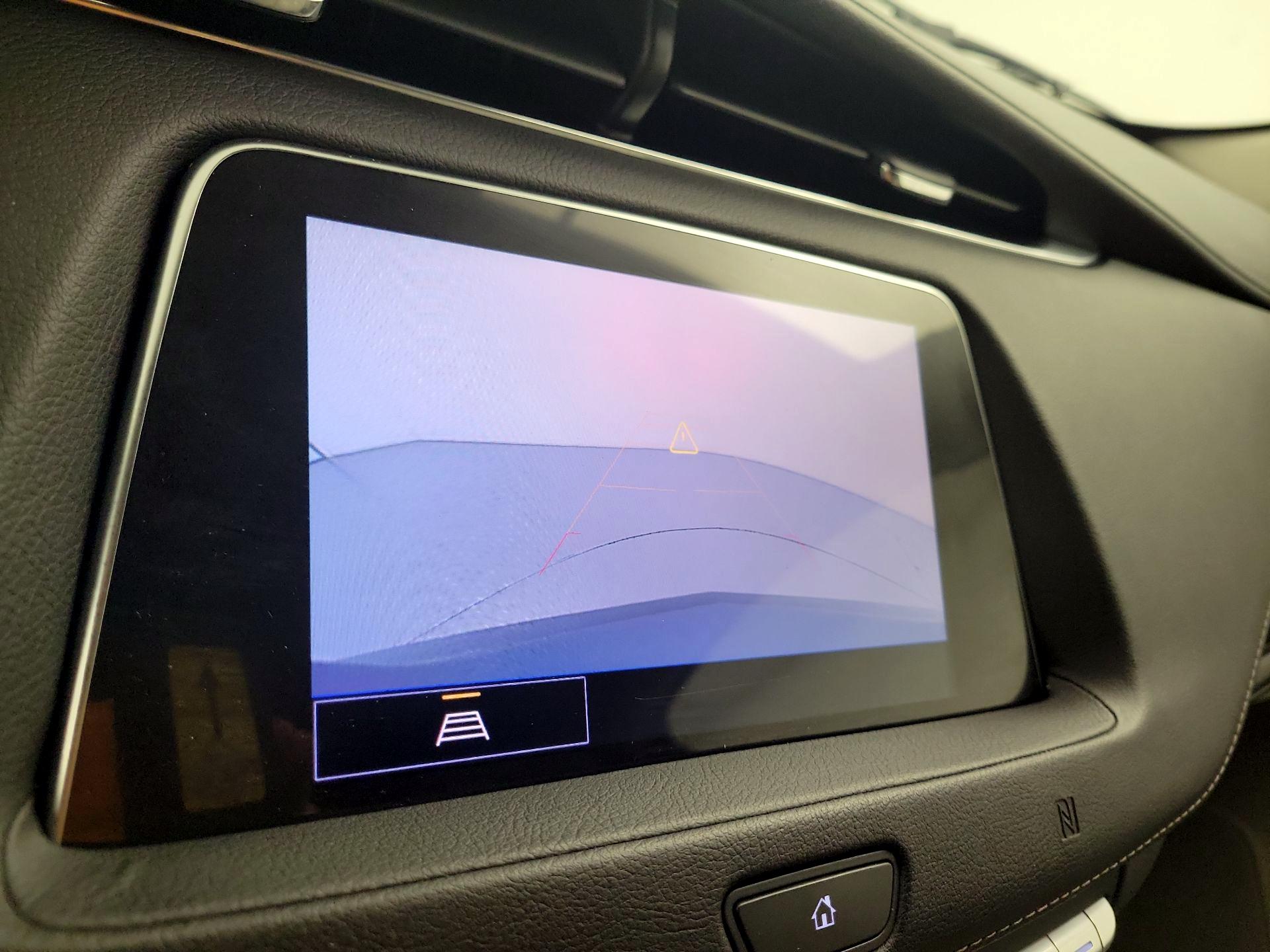 Thumbnail: 2021 Cadillac XT4 - 15
