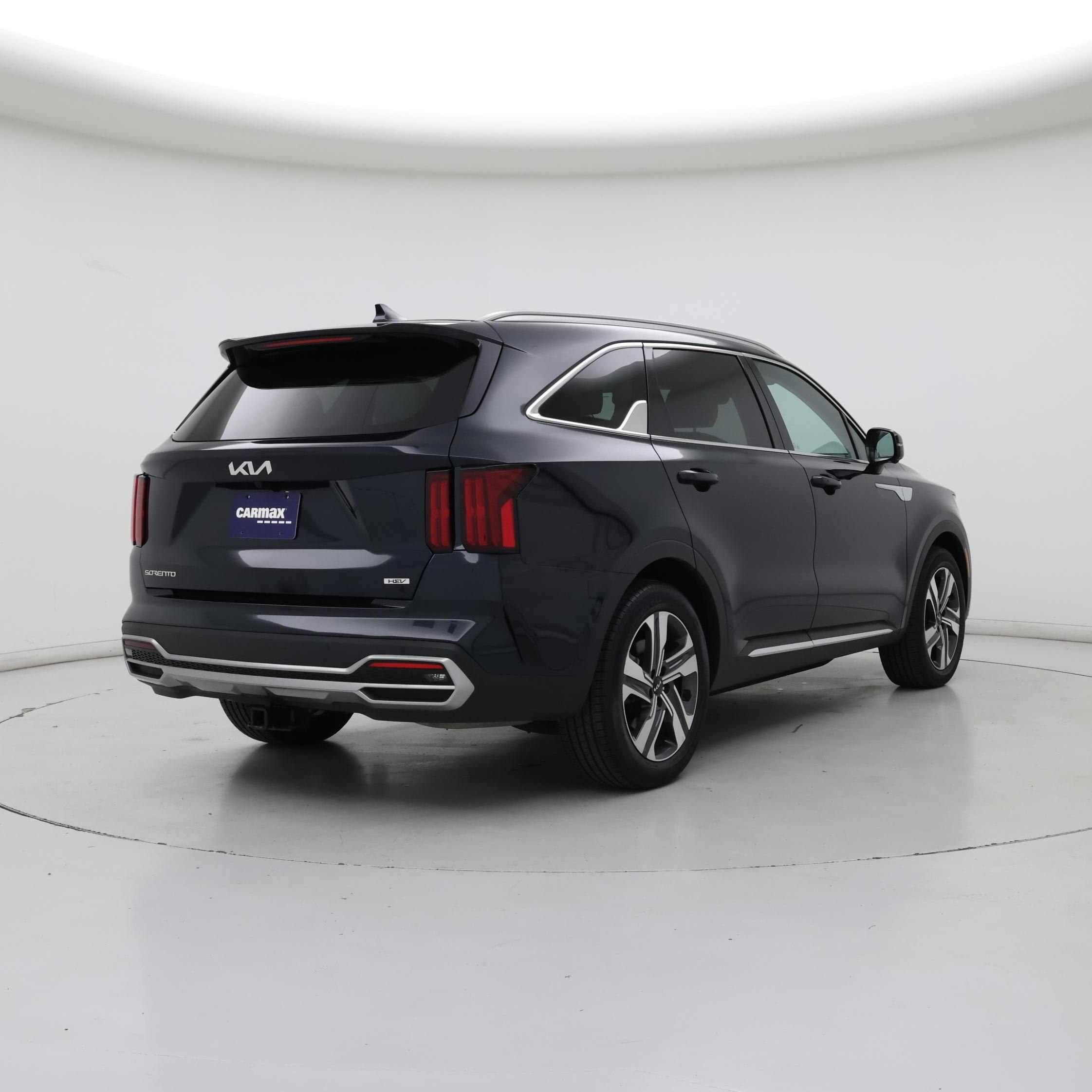 Thumbnail: 2023 Kia Sorento - 8
