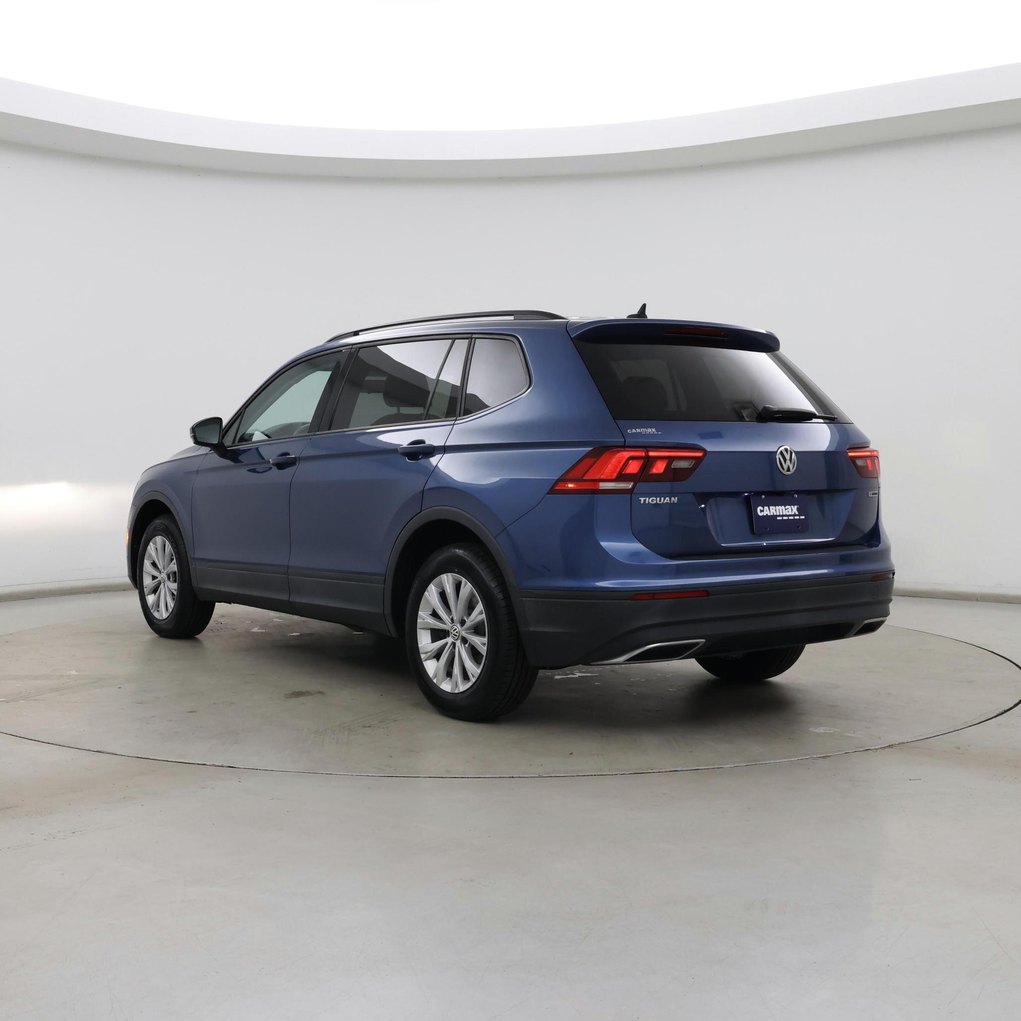 Thumbnail: 2020 Volkswagen Tiguan - 2