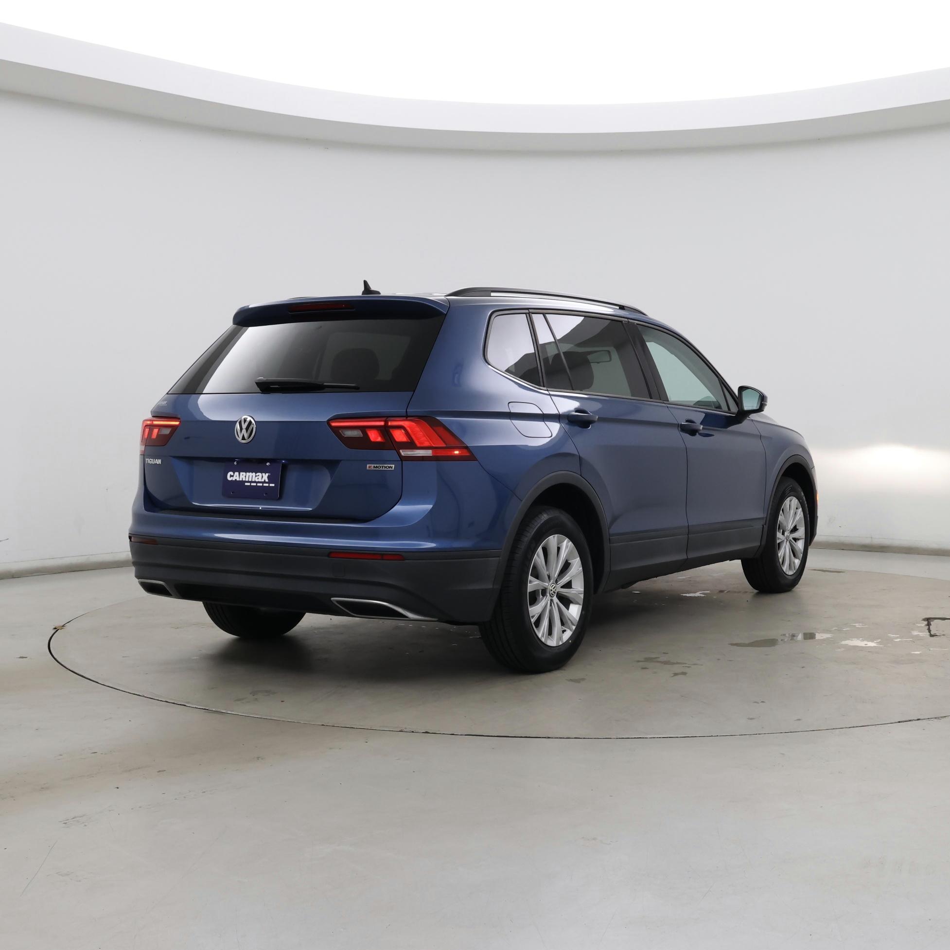 Thumbnail: 2020 Volkswagen Tiguan - 8