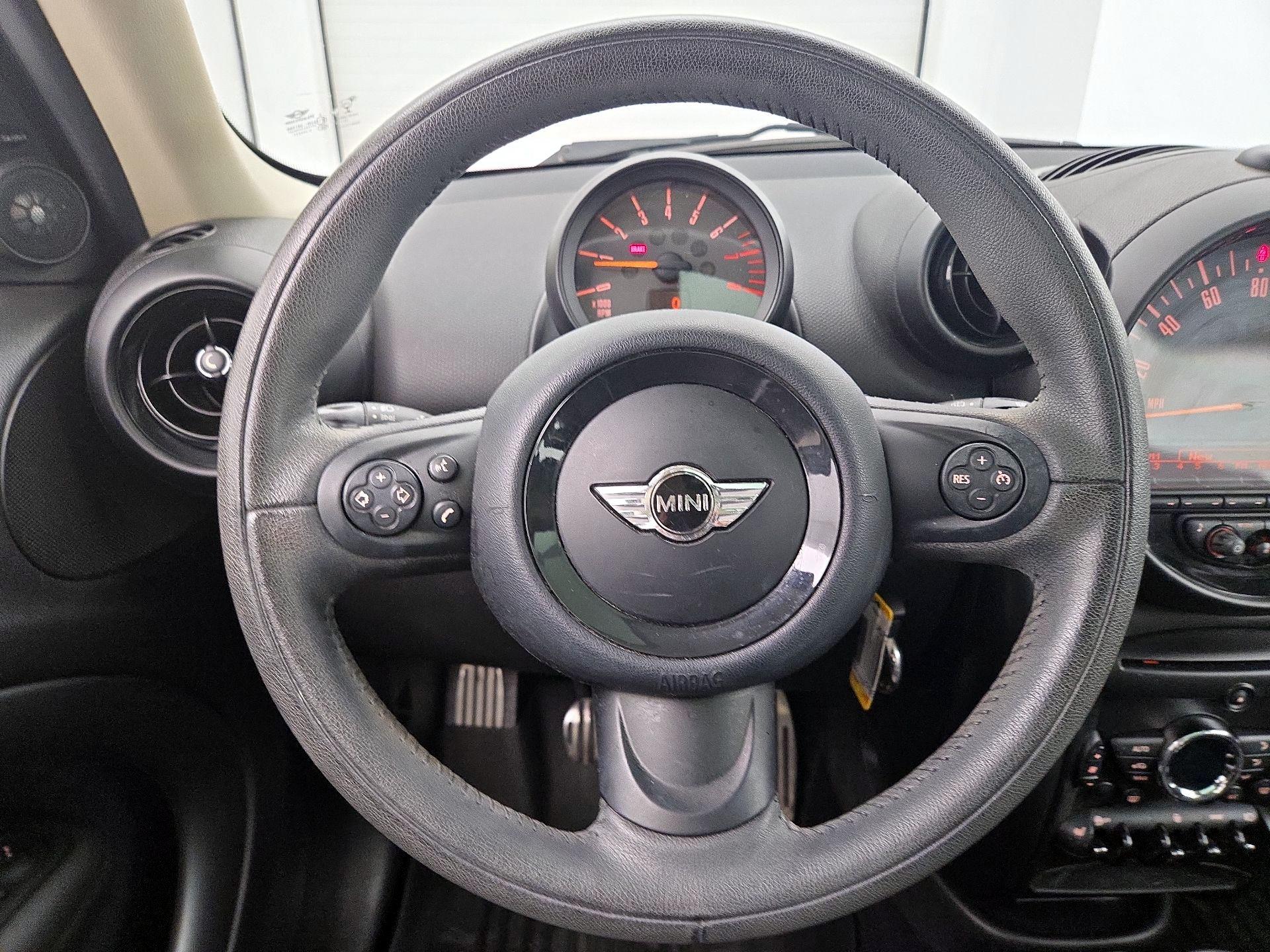 Thumbnail: 2016 MINI Cooper Countryman - 10