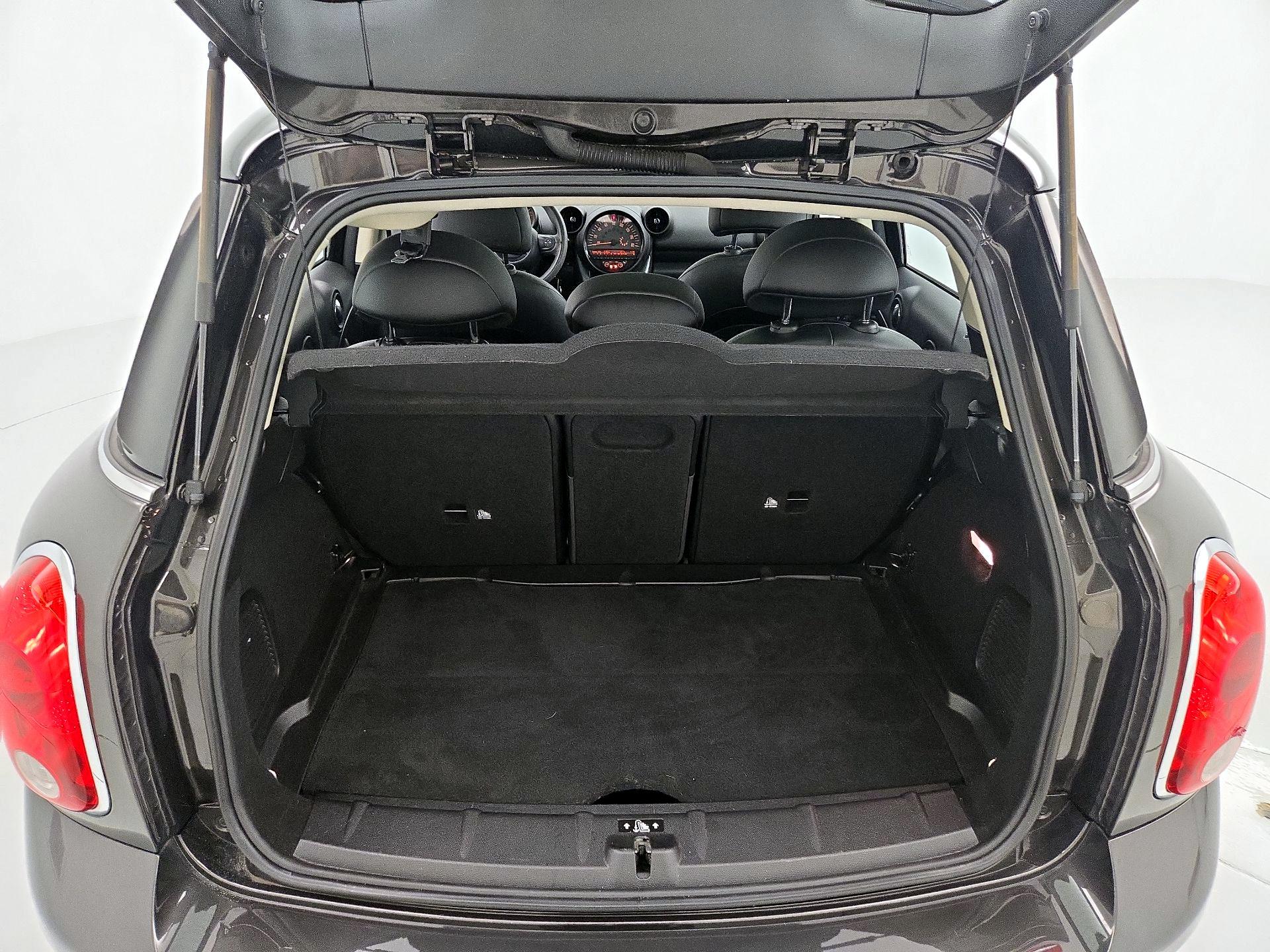 Thumbnail: 2016 MINI Cooper Countryman - 19
