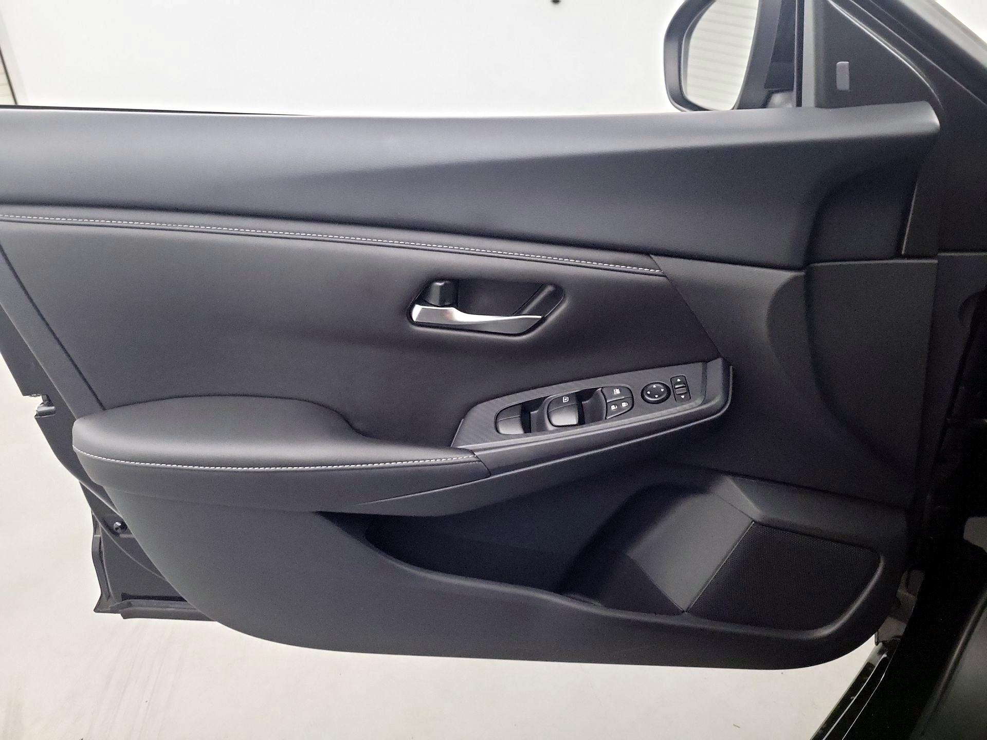 Thumbnail: 2024 Nissan Sentra - 12