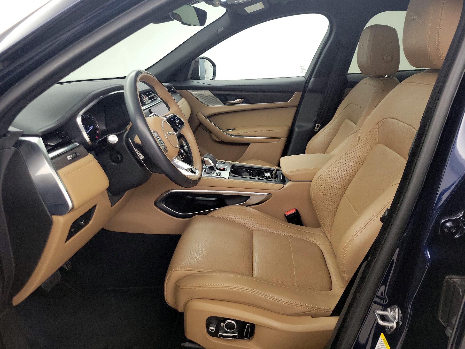 Thumbnail: 2022 Jaguar F-Pace - 11