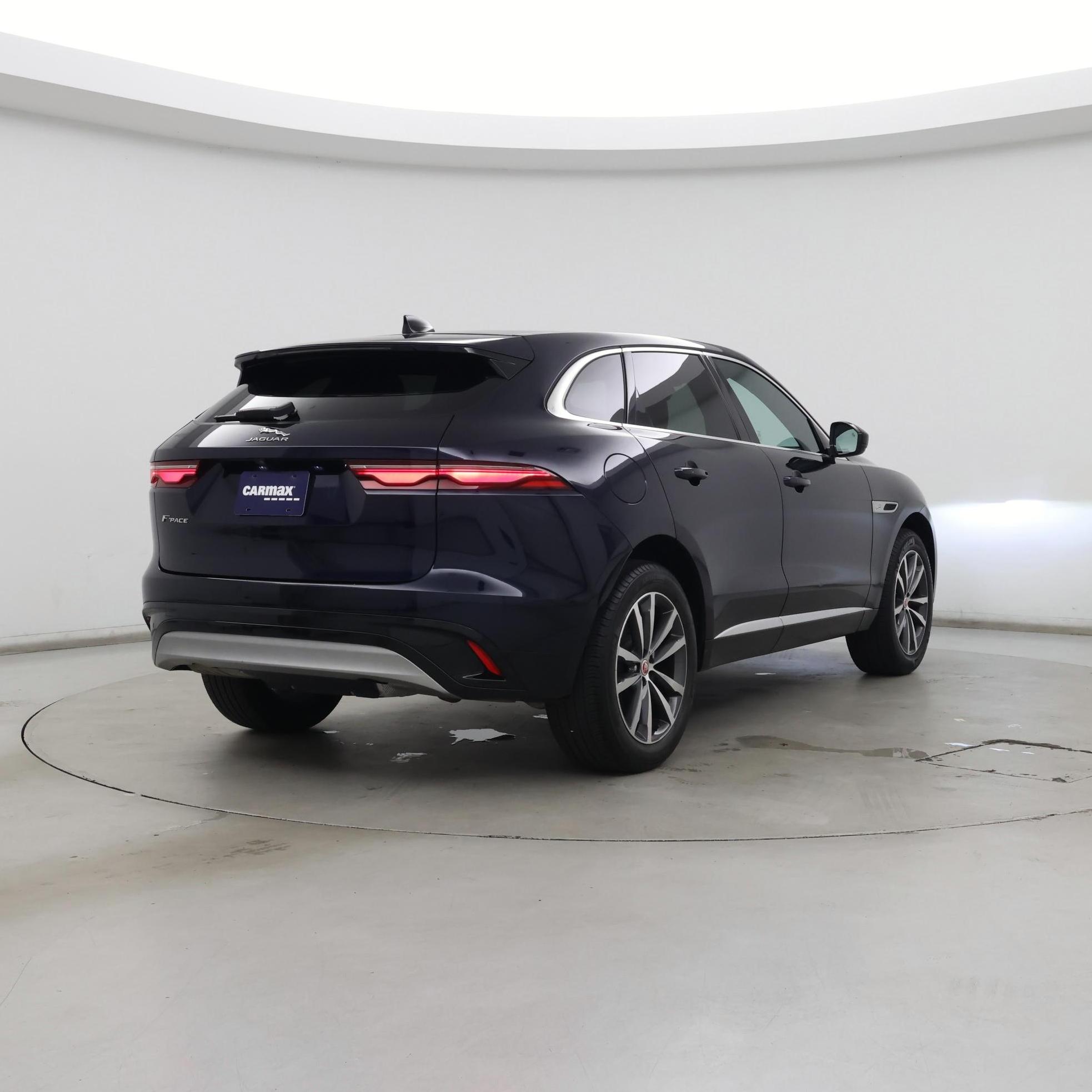 Thumbnail: 2022 Jaguar F-Pace - 8
