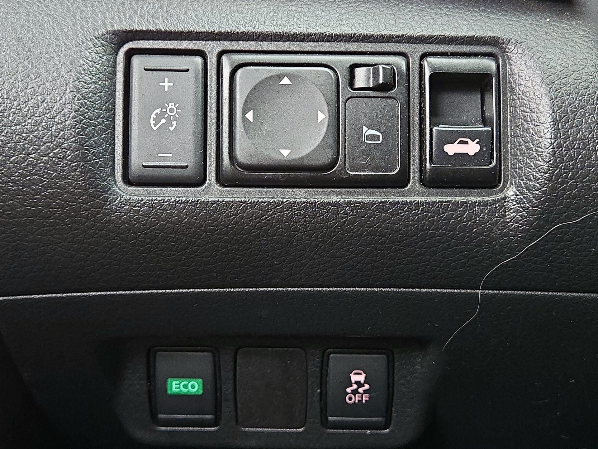 Thumbnail: 2019 Nissan Sentra - 13