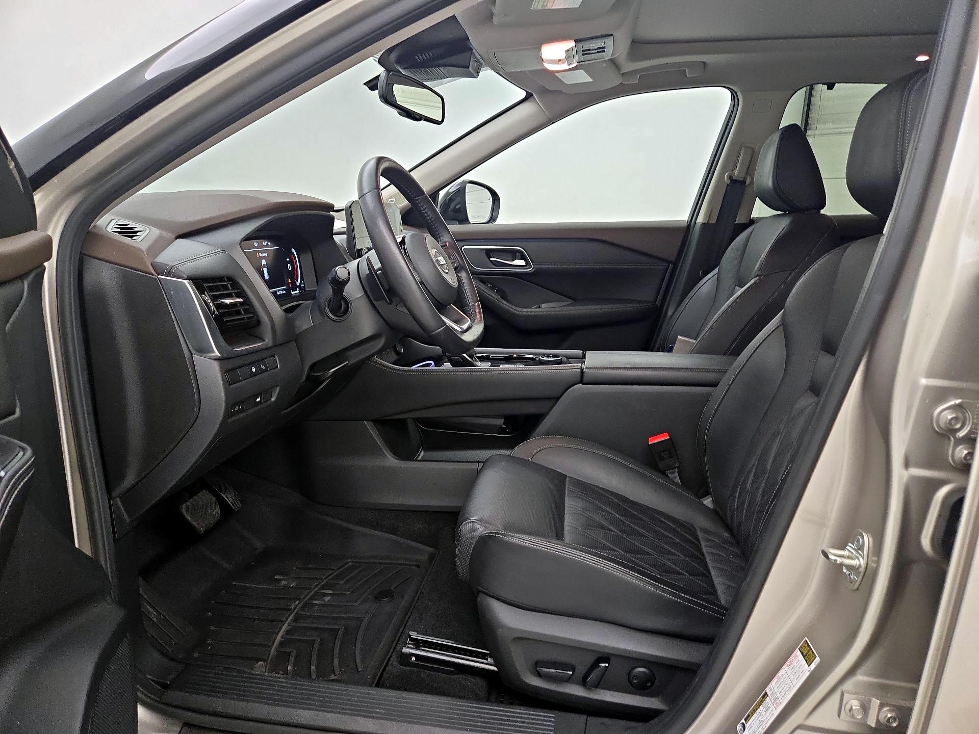Thumbnail: 2021 Nissan Rogue - 11