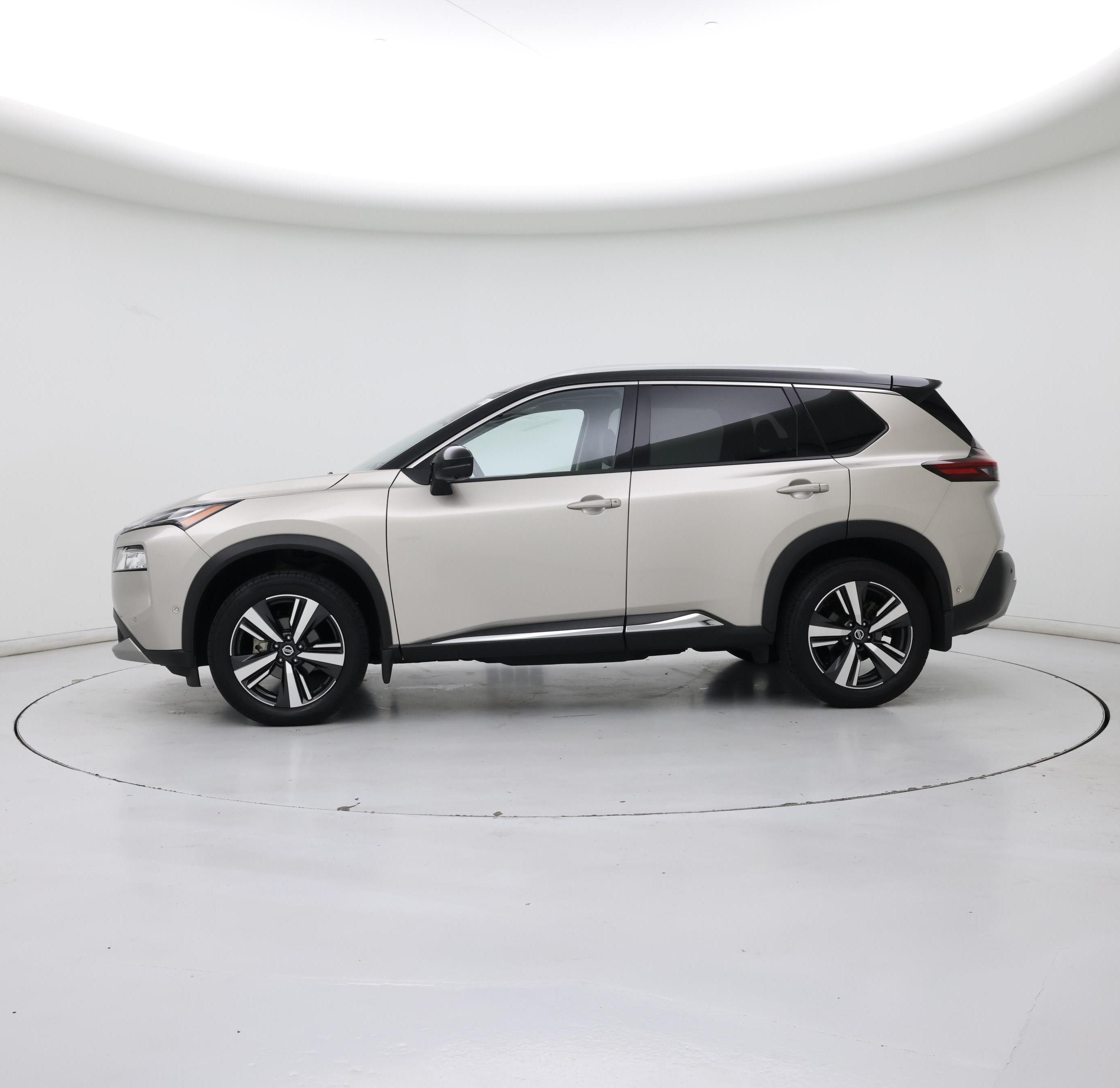 Thumbnail: 2021 Nissan Rogue - 3