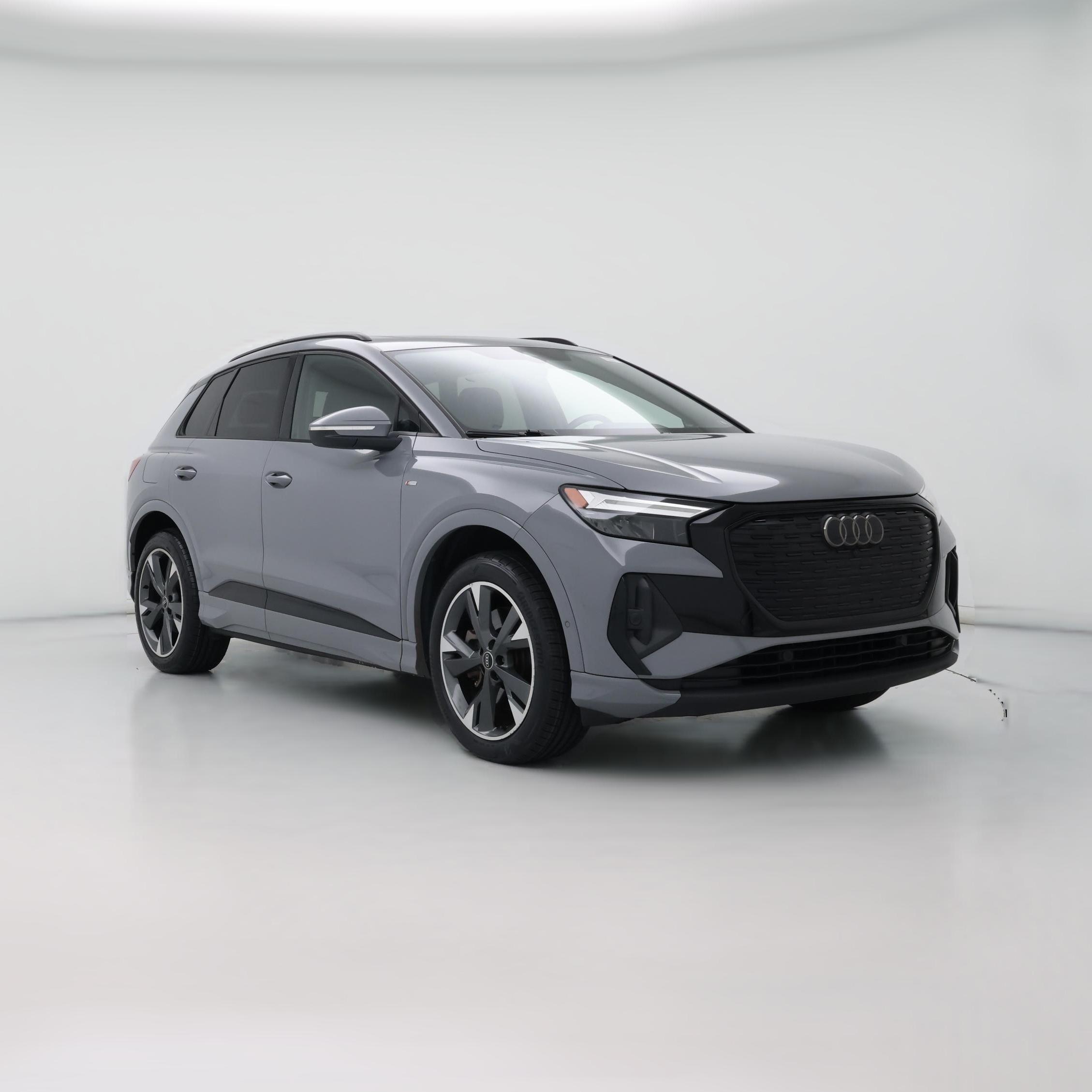 Thumbnail: 2023 Audi Q4 e-tron - 1