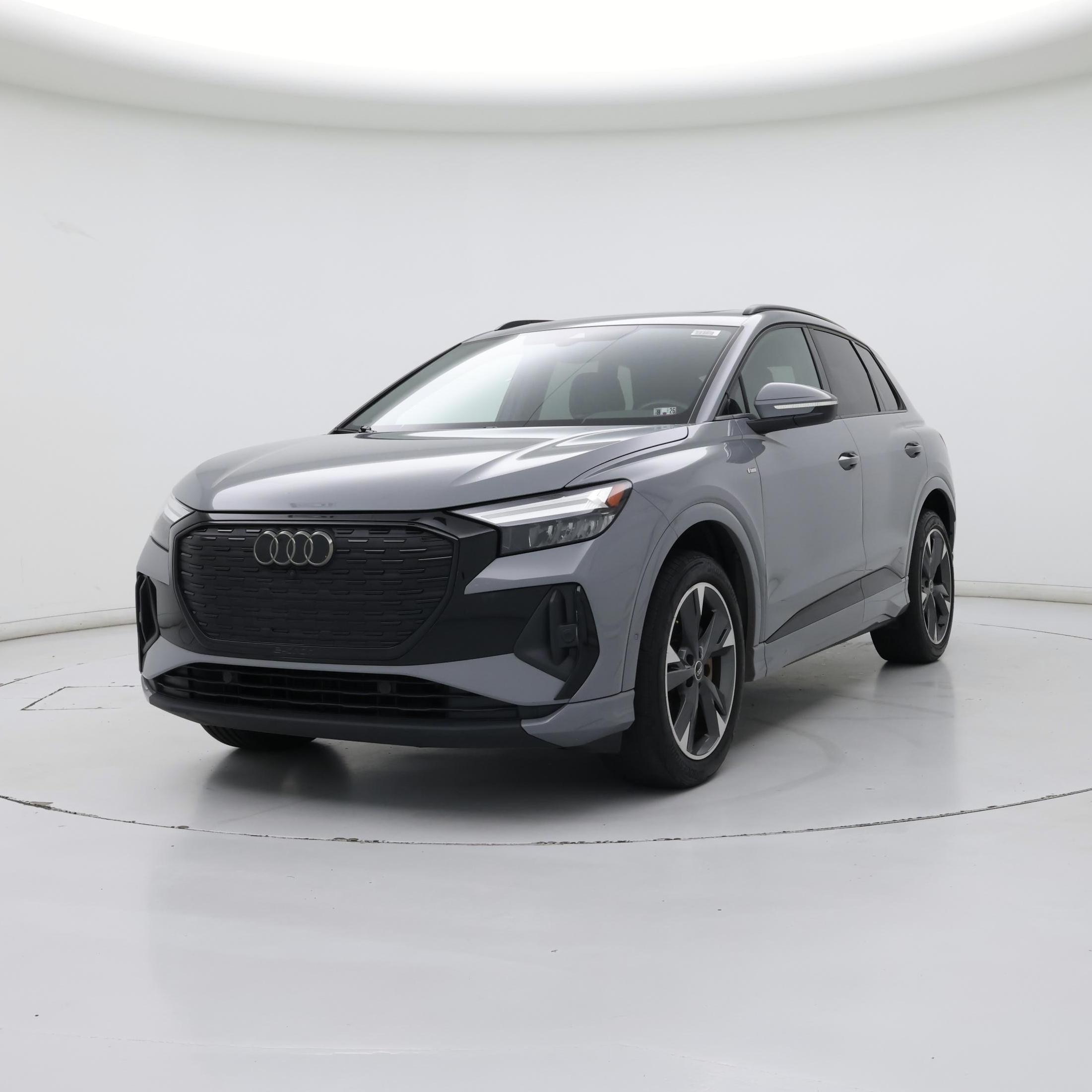 Thumbnail: 2023 Audi Q4 e-tron - 4