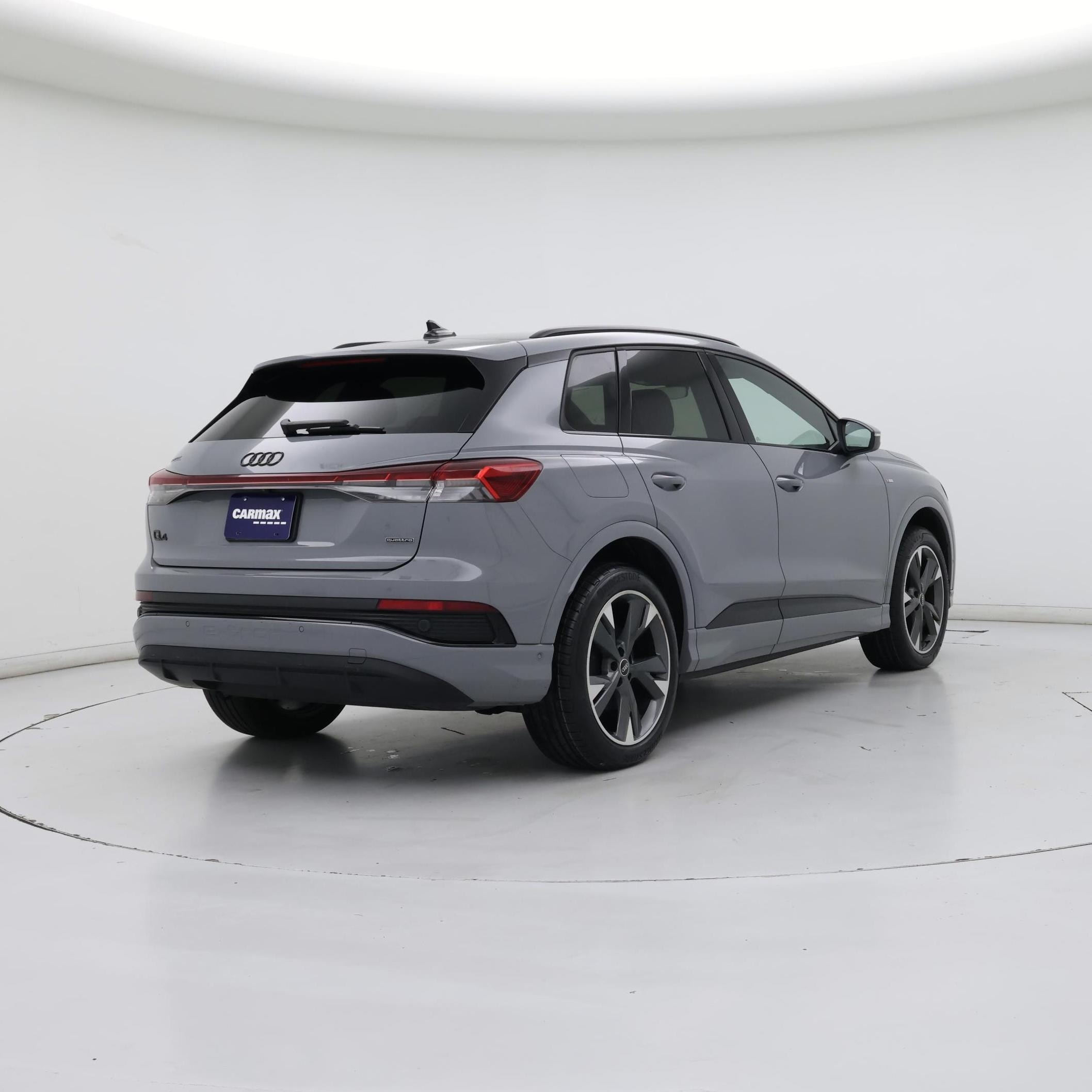 Thumbnail: 2023 Audi Q4 e-tron - 8