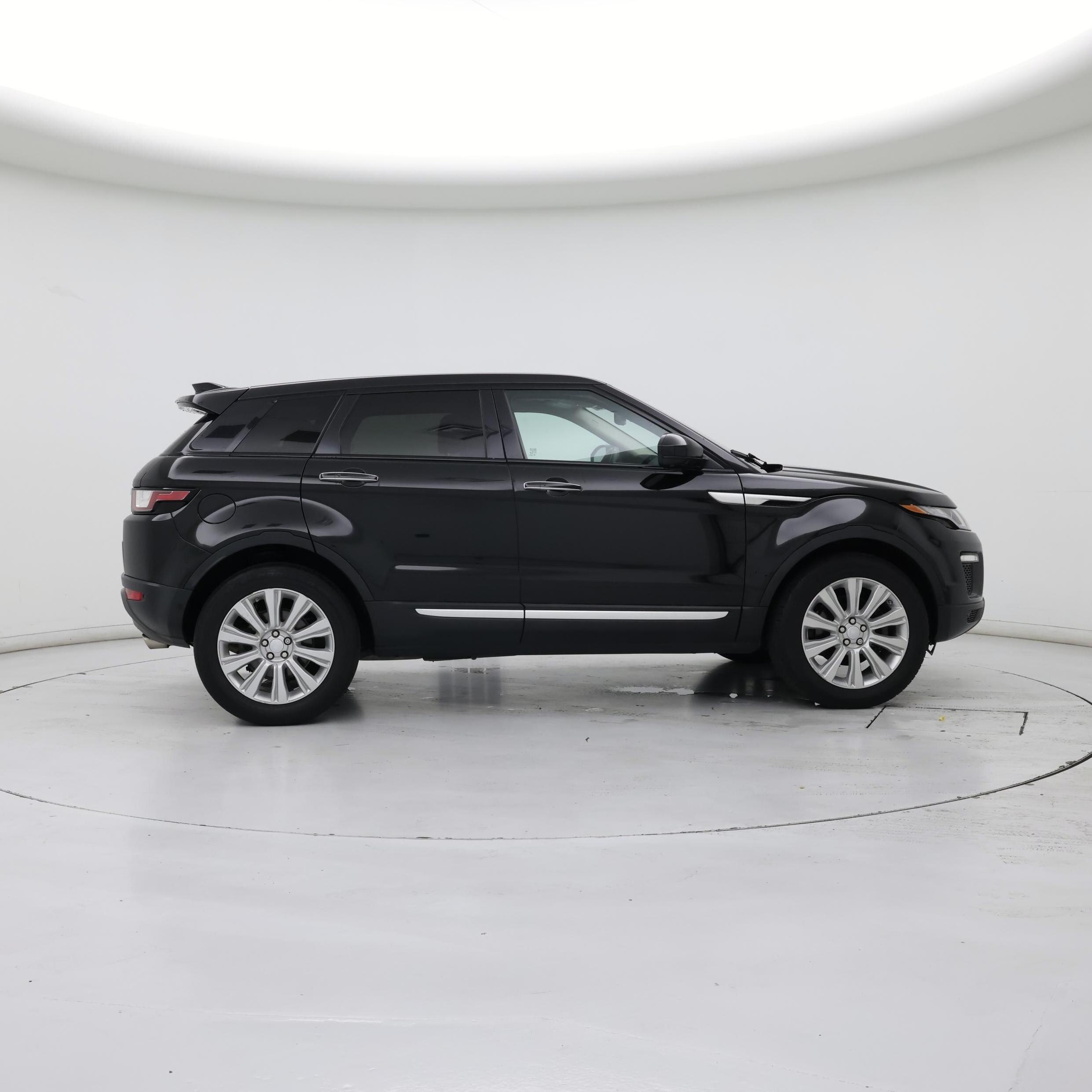 Thumbnail: 2019 Land Rover Range Rover Evoque - 7