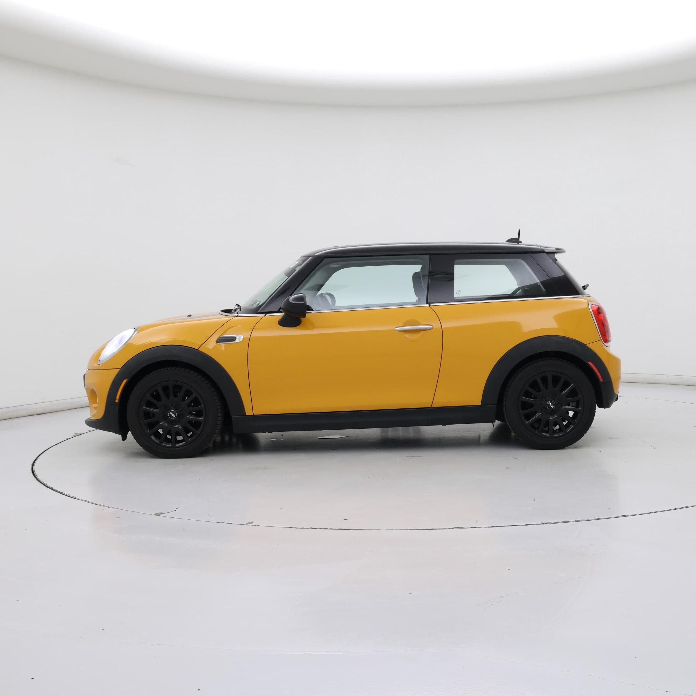 Thumbnail: 2015 MINI Cooper Hardtop - 3