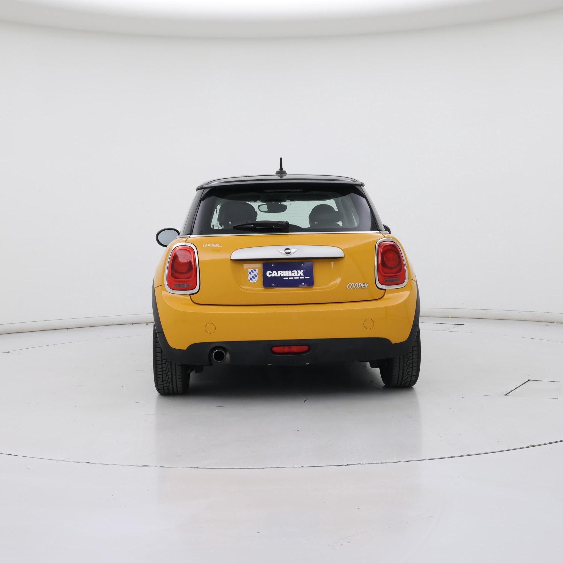 Thumbnail: 2015 MINI Cooper Hardtop - 6