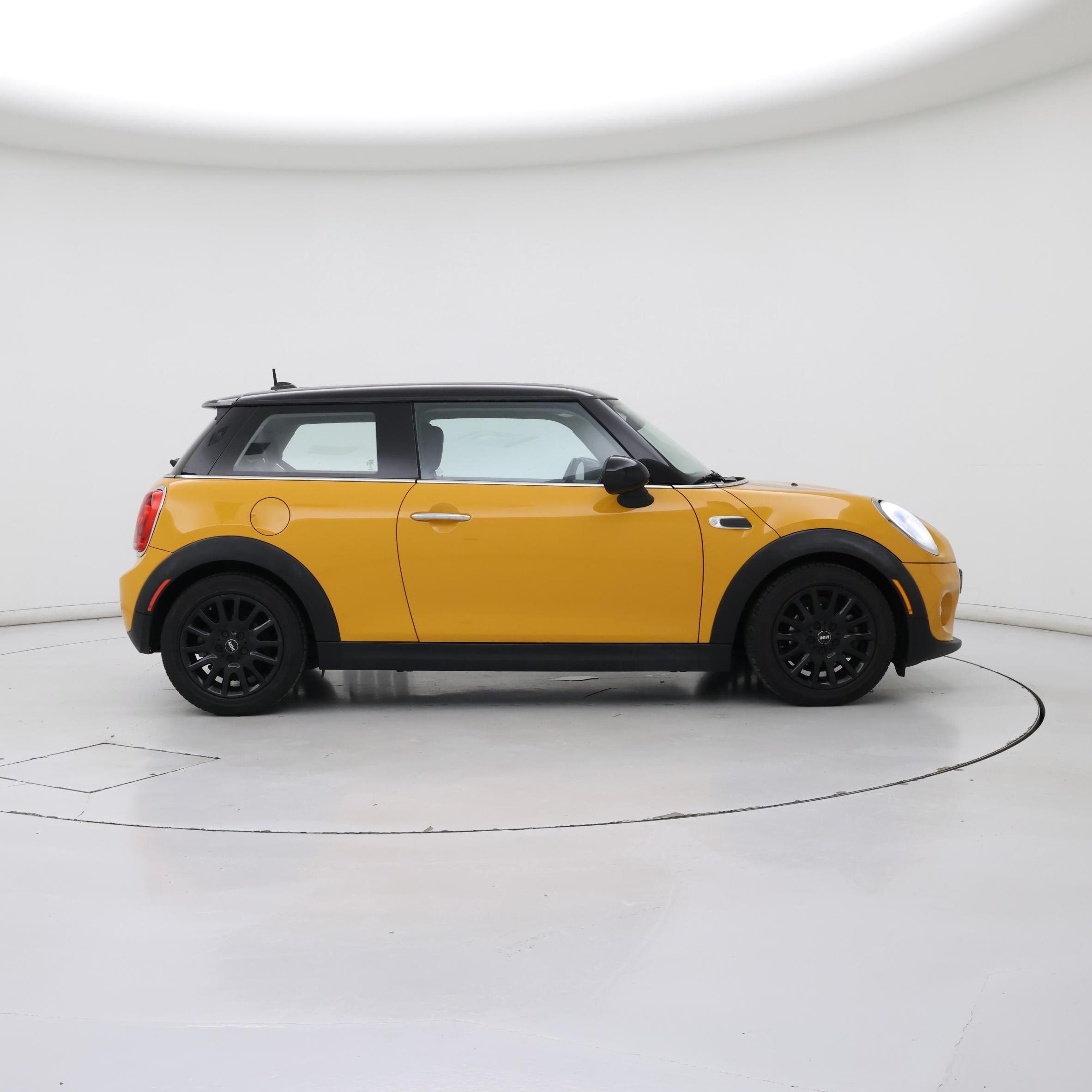 Thumbnail: 2015 MINI Cooper Hardtop - 7