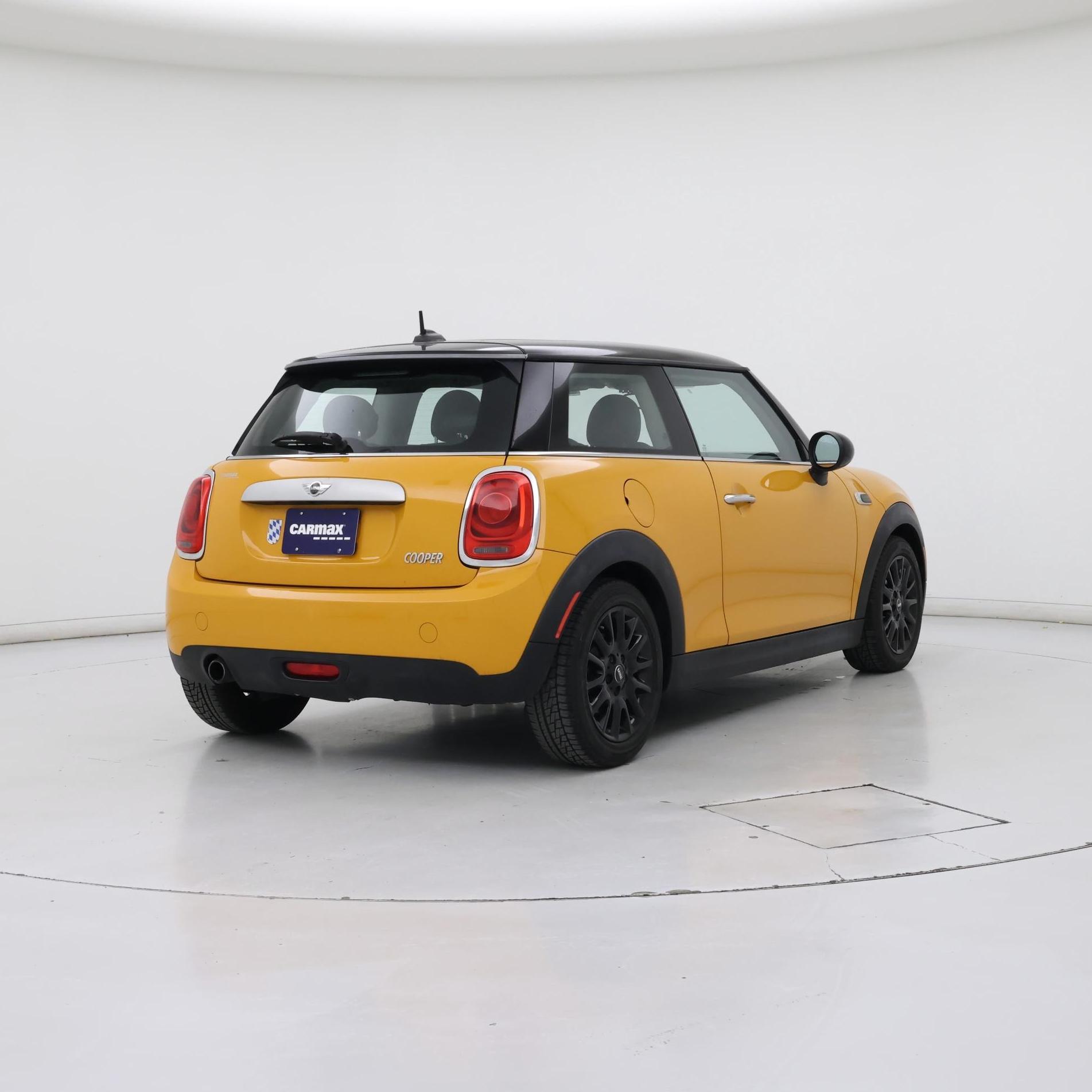 Thumbnail: 2015 MINI Cooper Hardtop - 8