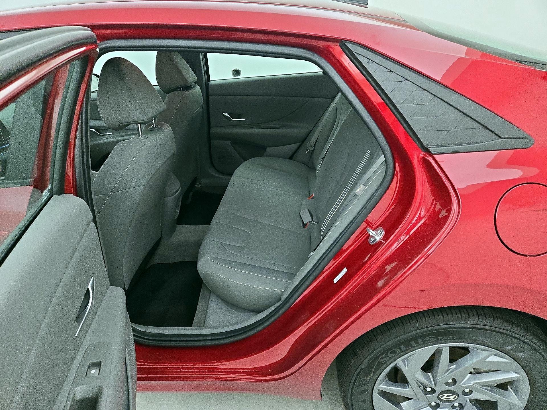 Thumbnail: 2024 Hyundai Elantra - 19