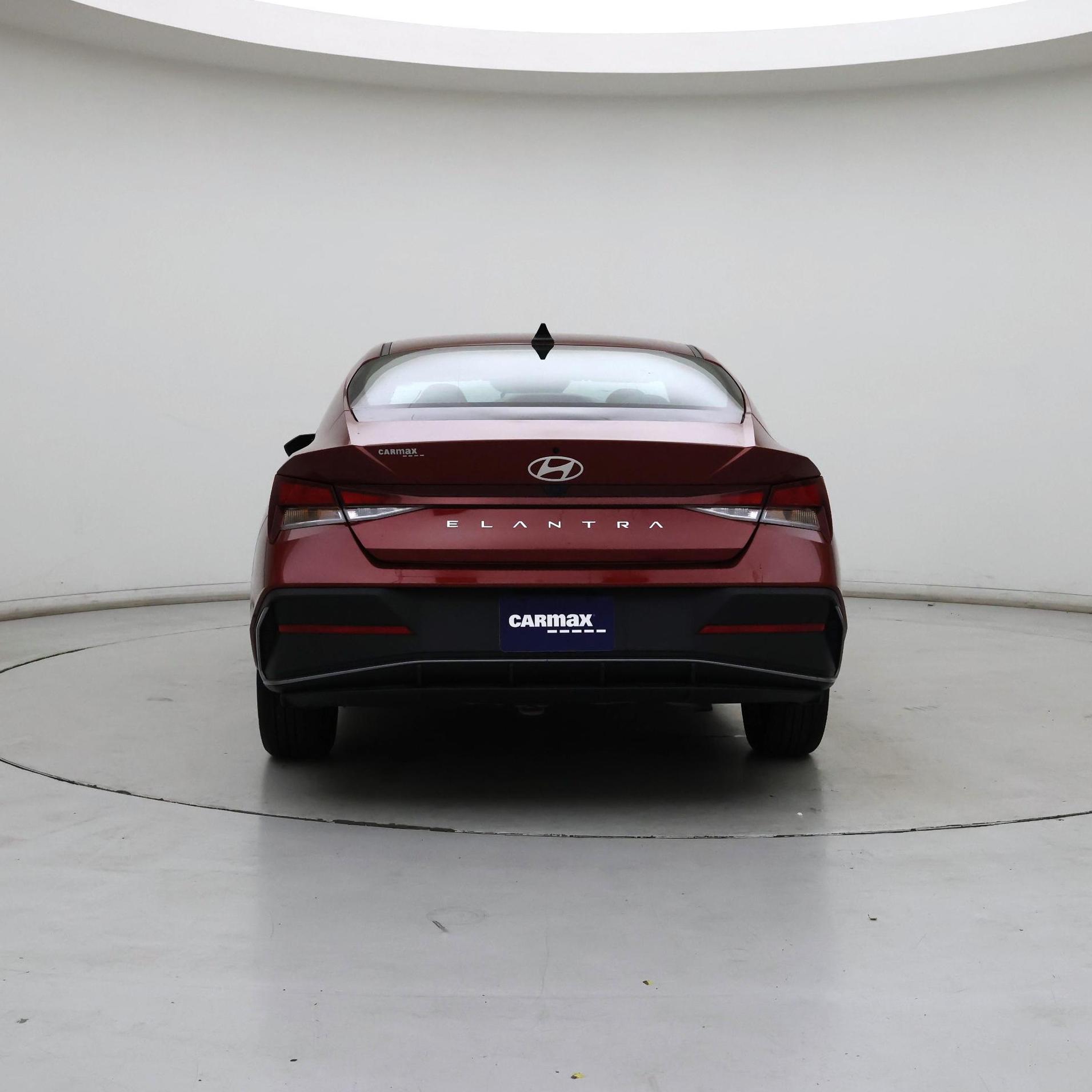 Thumbnail: 2024 Hyundai Elantra - 6