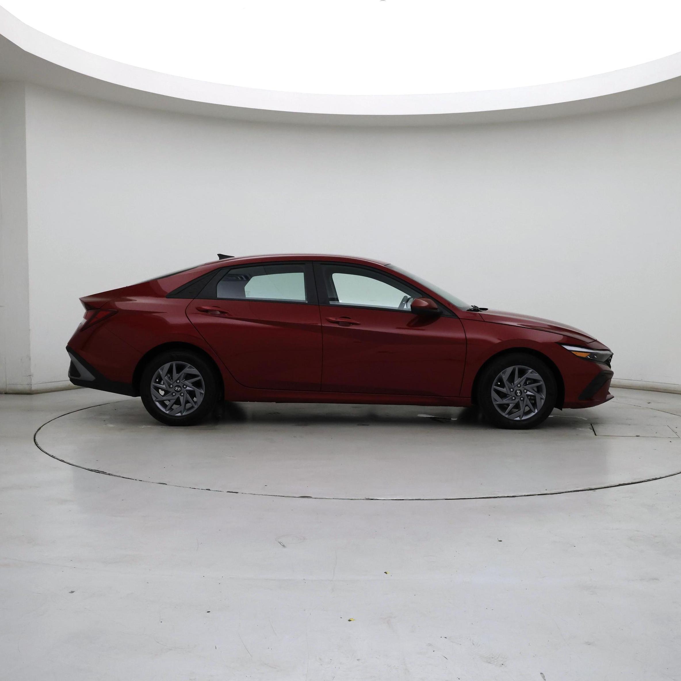 Thumbnail: 2024 Hyundai Elantra - 7