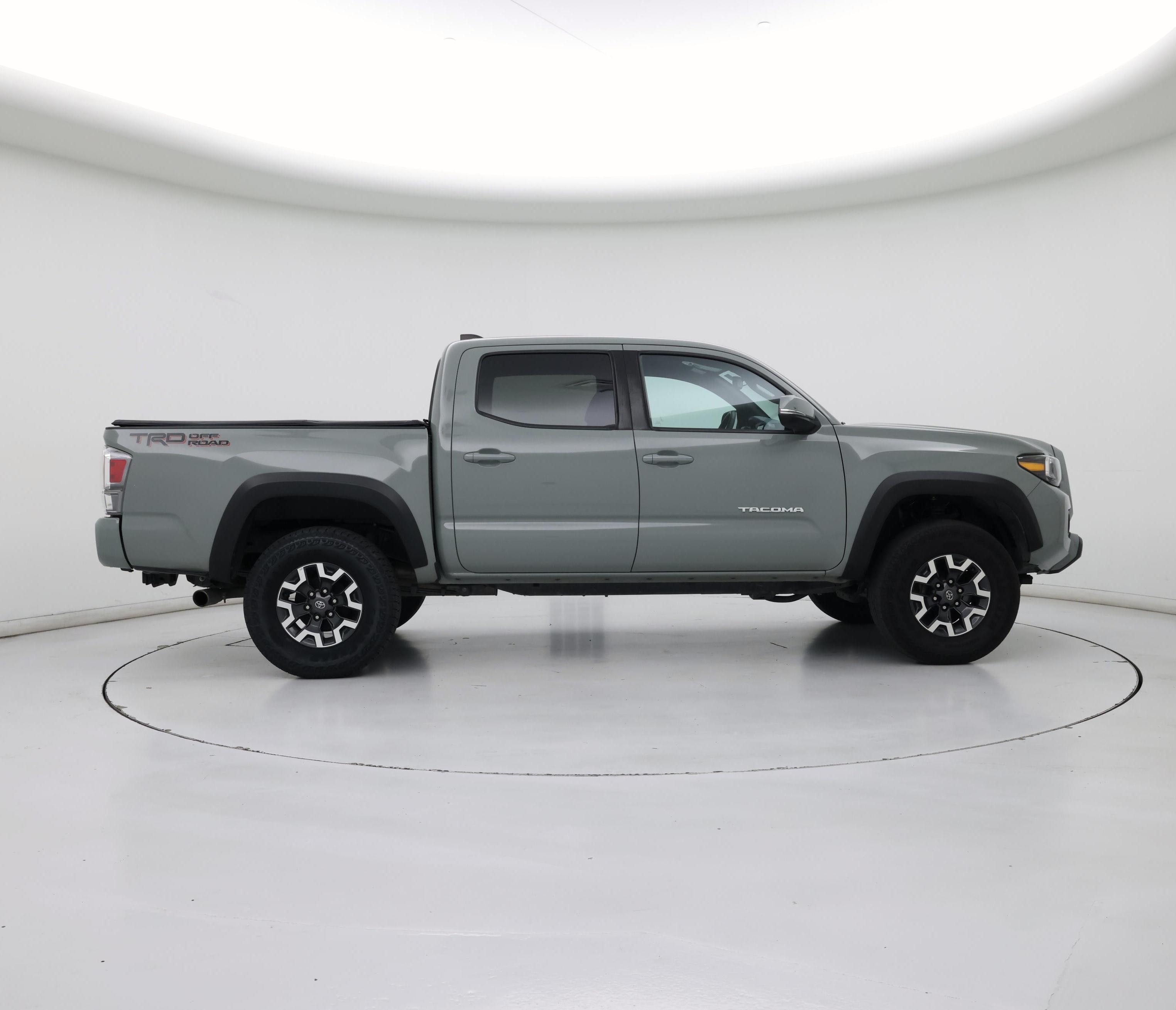 Thumbnail: 2022 Toyota Tacoma - 7