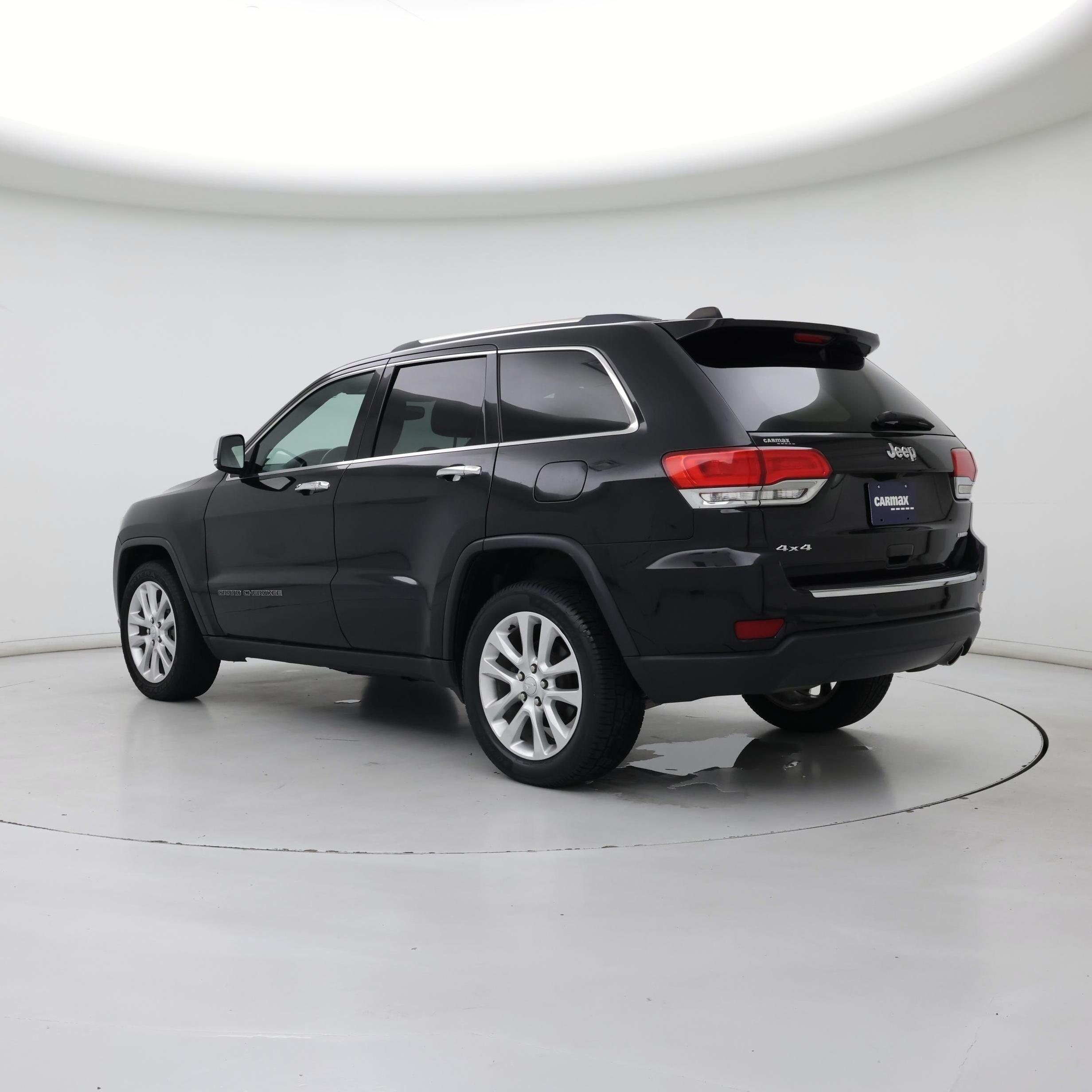 Thumbnail: 2017 Jeep Grand Cherokee - 2