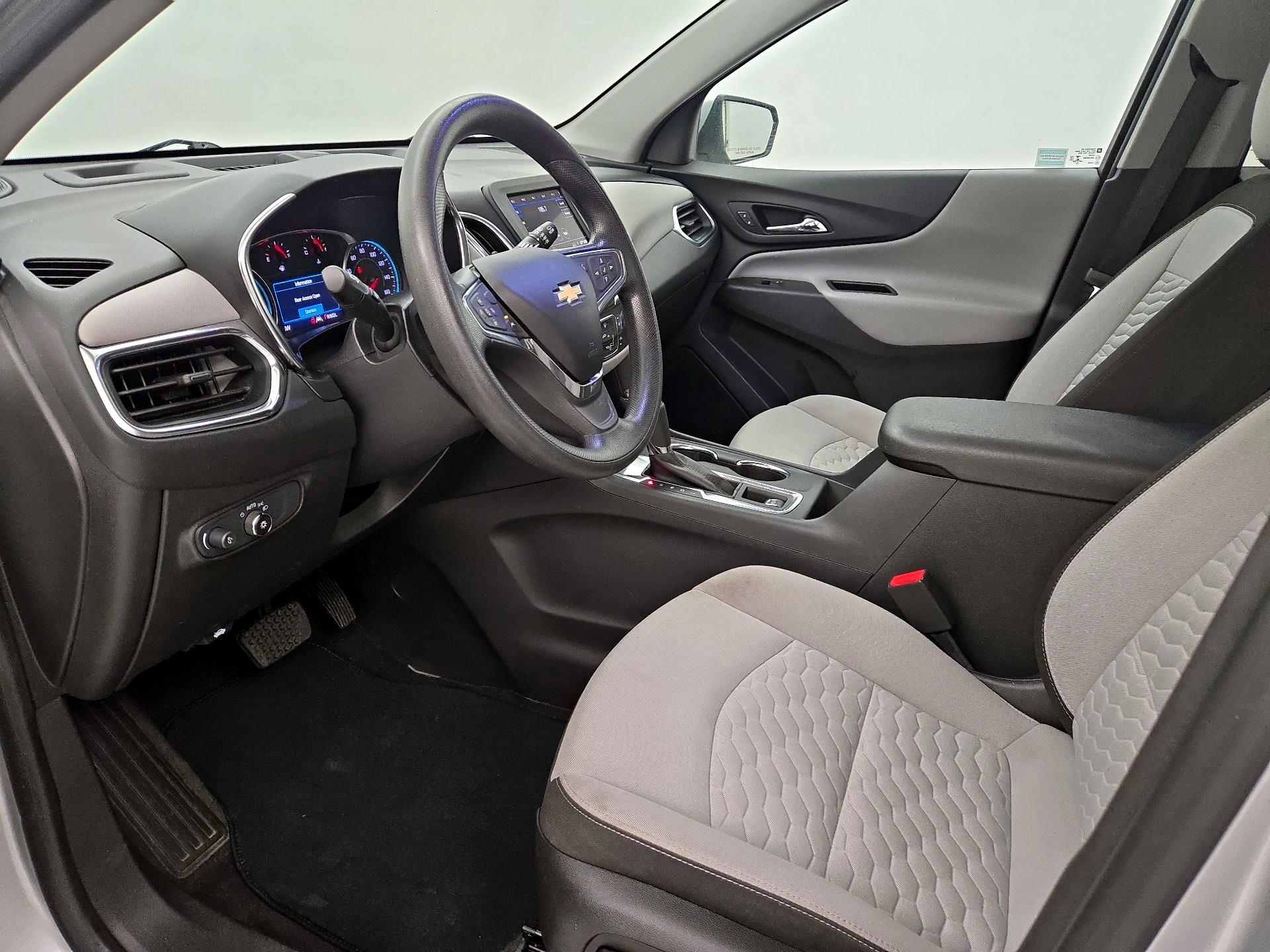 Thumbnail: 2021 Chevrolet Equinox - 11