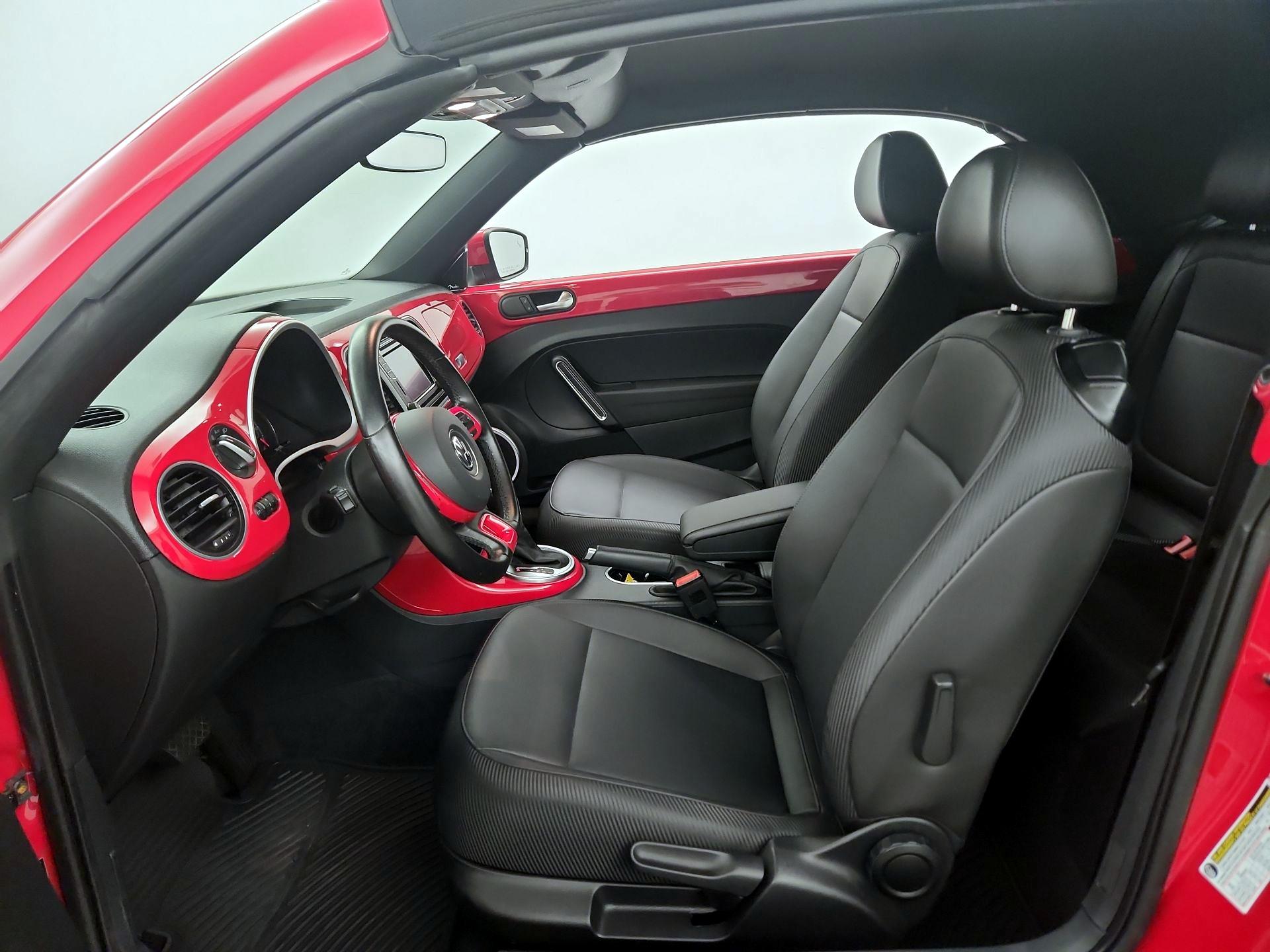 Thumbnail: 2019 Volkswagen Beetle - 11