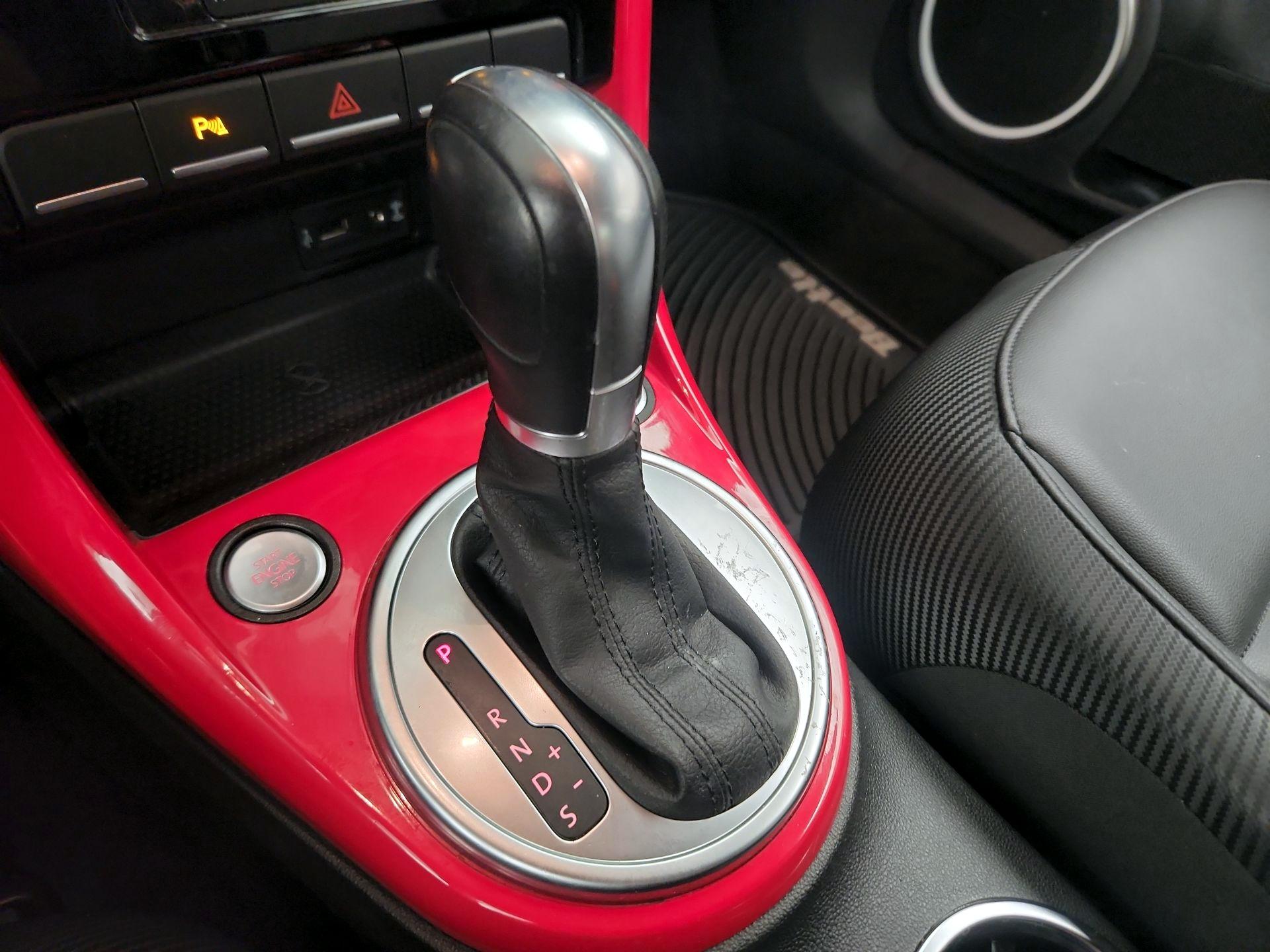 Thumbnail: 2019 Volkswagen Beetle - 18