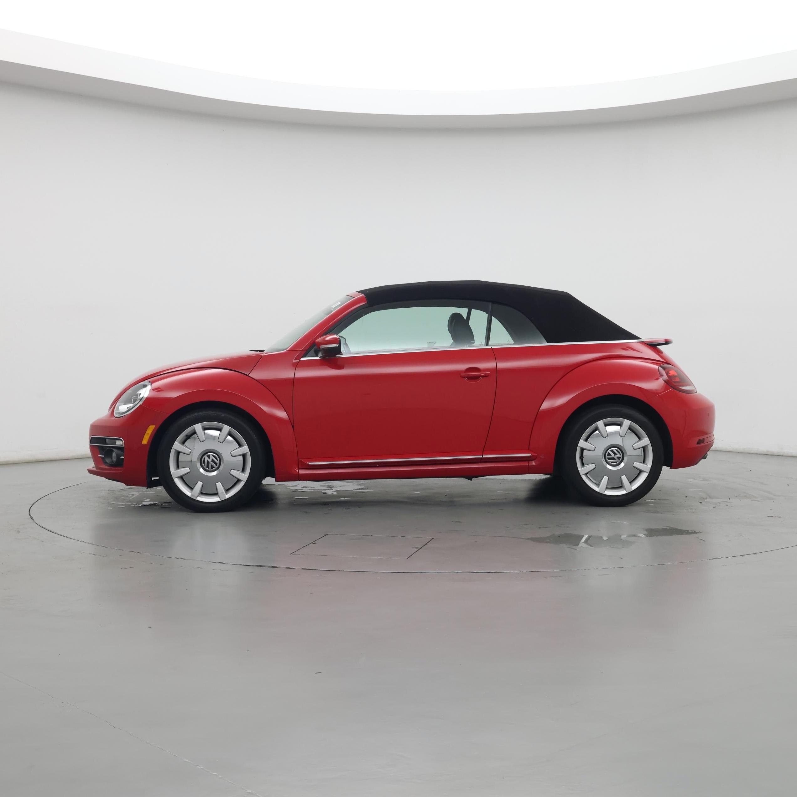 Thumbnail: 2019 Volkswagen Beetle - 3