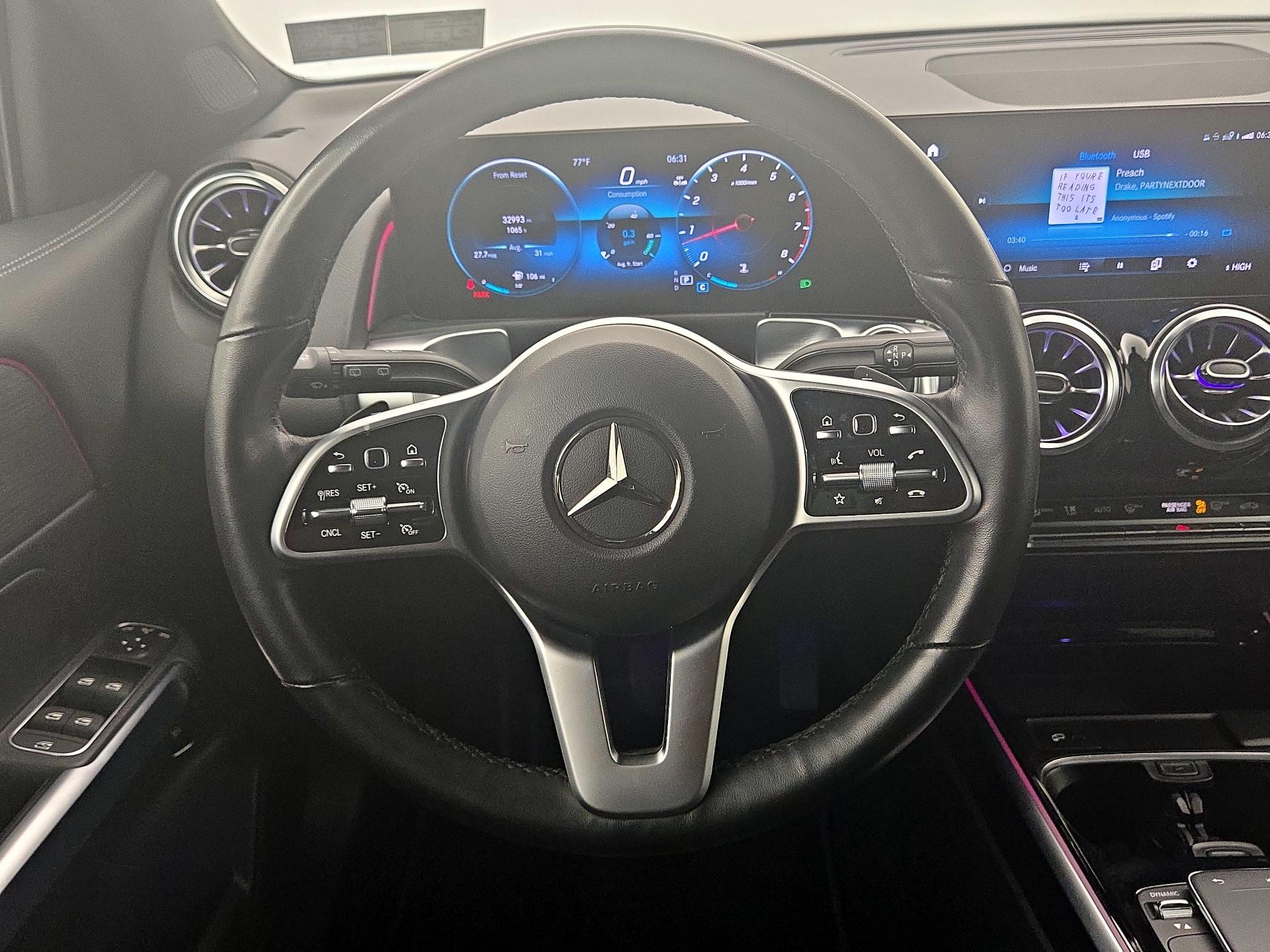 Thumbnail: 2023 Mercedes-Benz GLB - 10