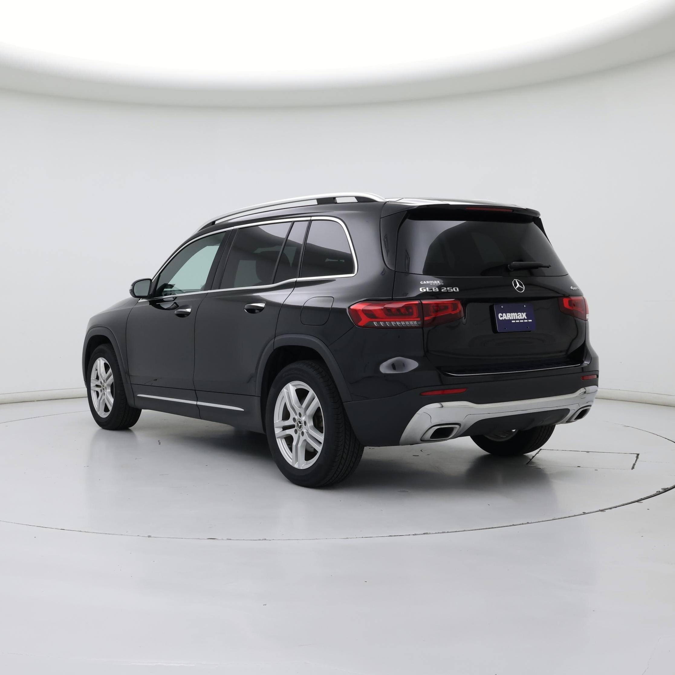 Thumbnail: 2023 Mercedes-Benz GLB - 2