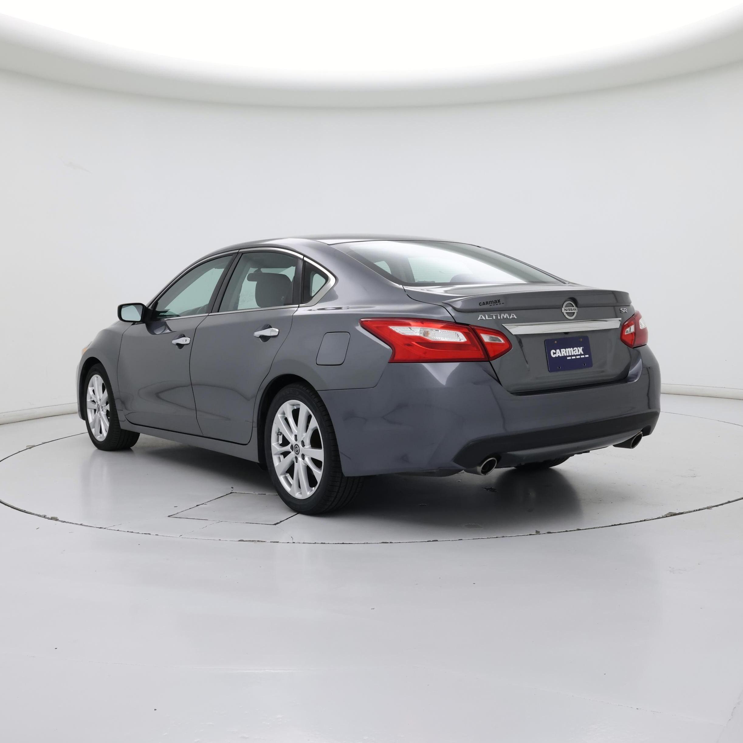 Thumbnail: 2016 Nissan Altima - 2
