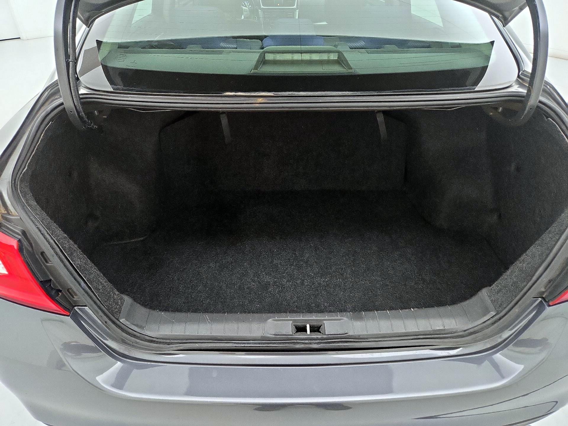 Thumbnail: 2016 Nissan Altima - 19