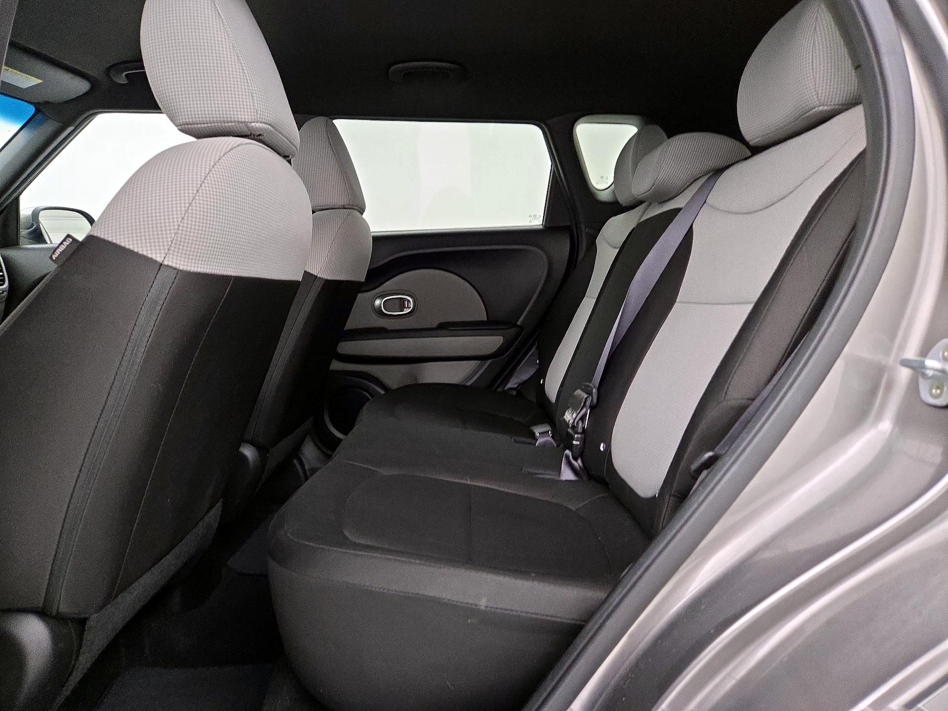 Thumbnail: 2016 Kia Soul - 17