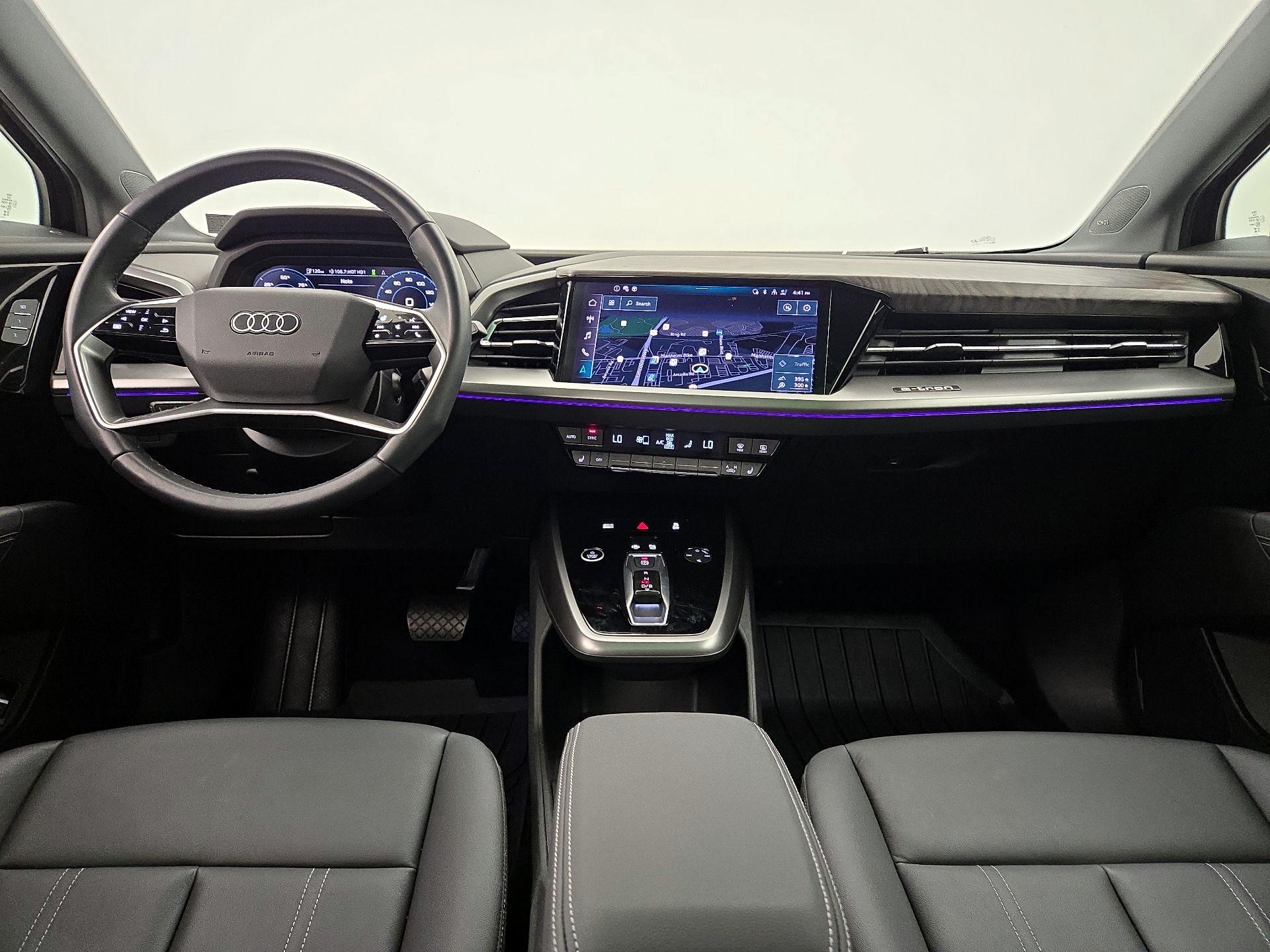 Thumbnail: 2023 Audi Q4 e-tron - 9
