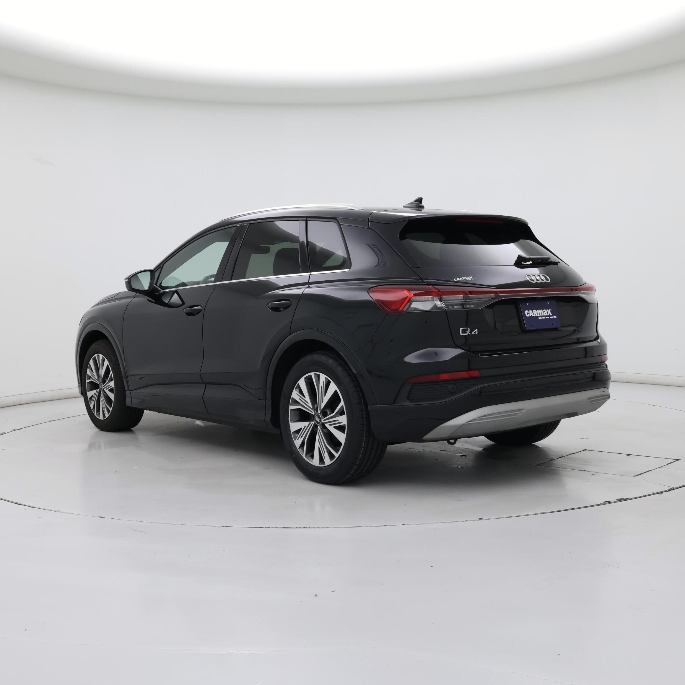 Thumbnail: 2023 Audi Q4 e-tron - 2