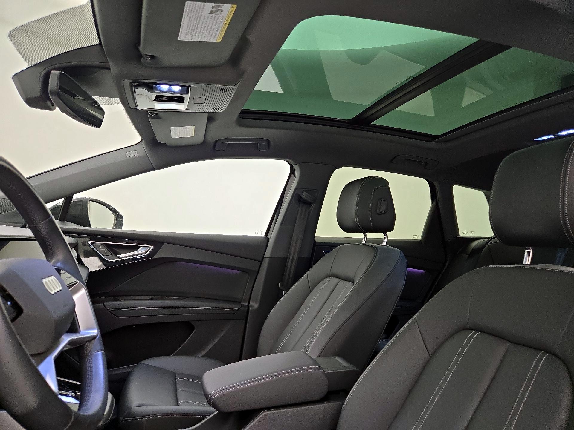 Thumbnail: 2023 Audi Q4 e-tron - 19
