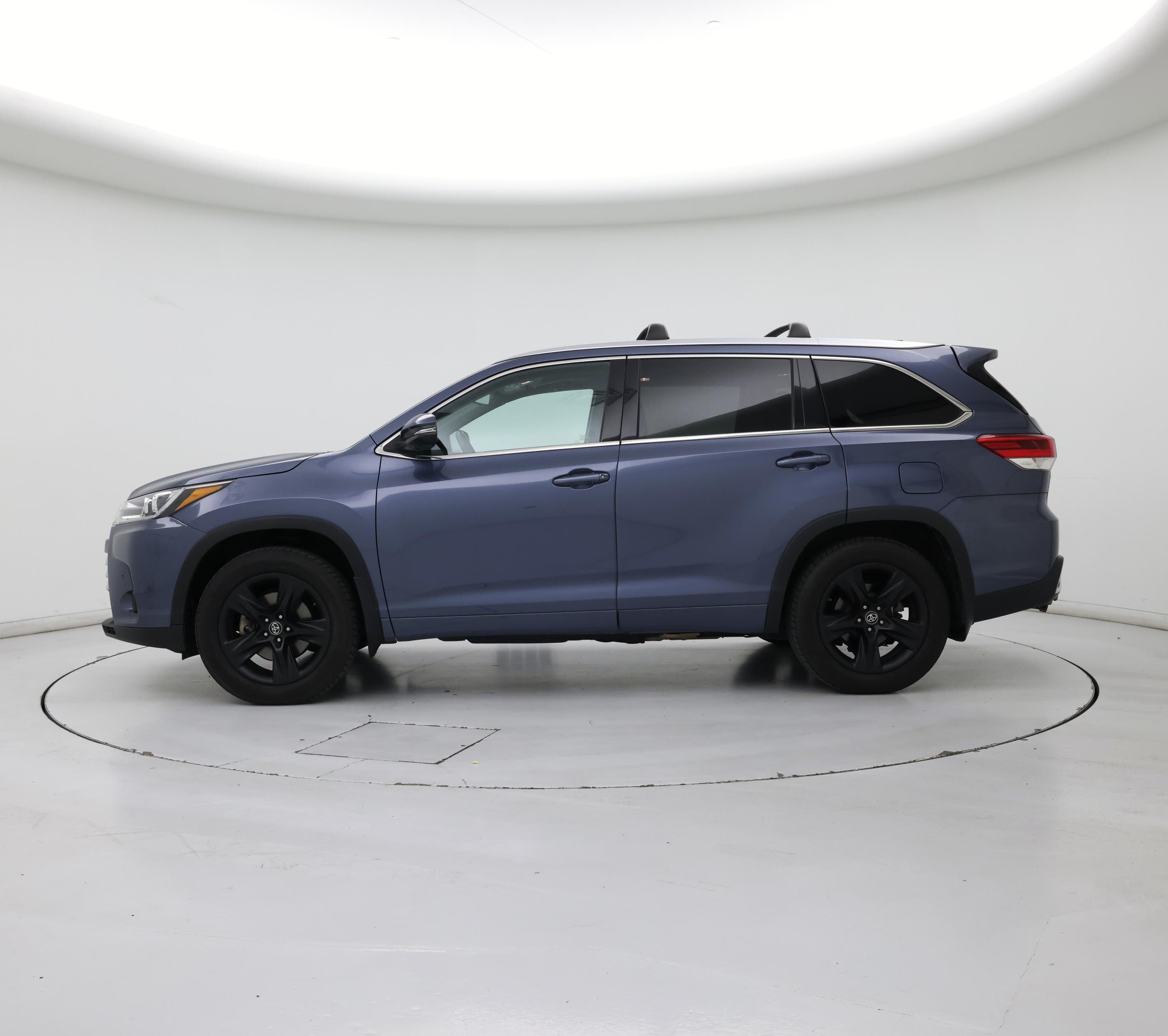 Thumbnail: 2018 Toyota Highlander - 3