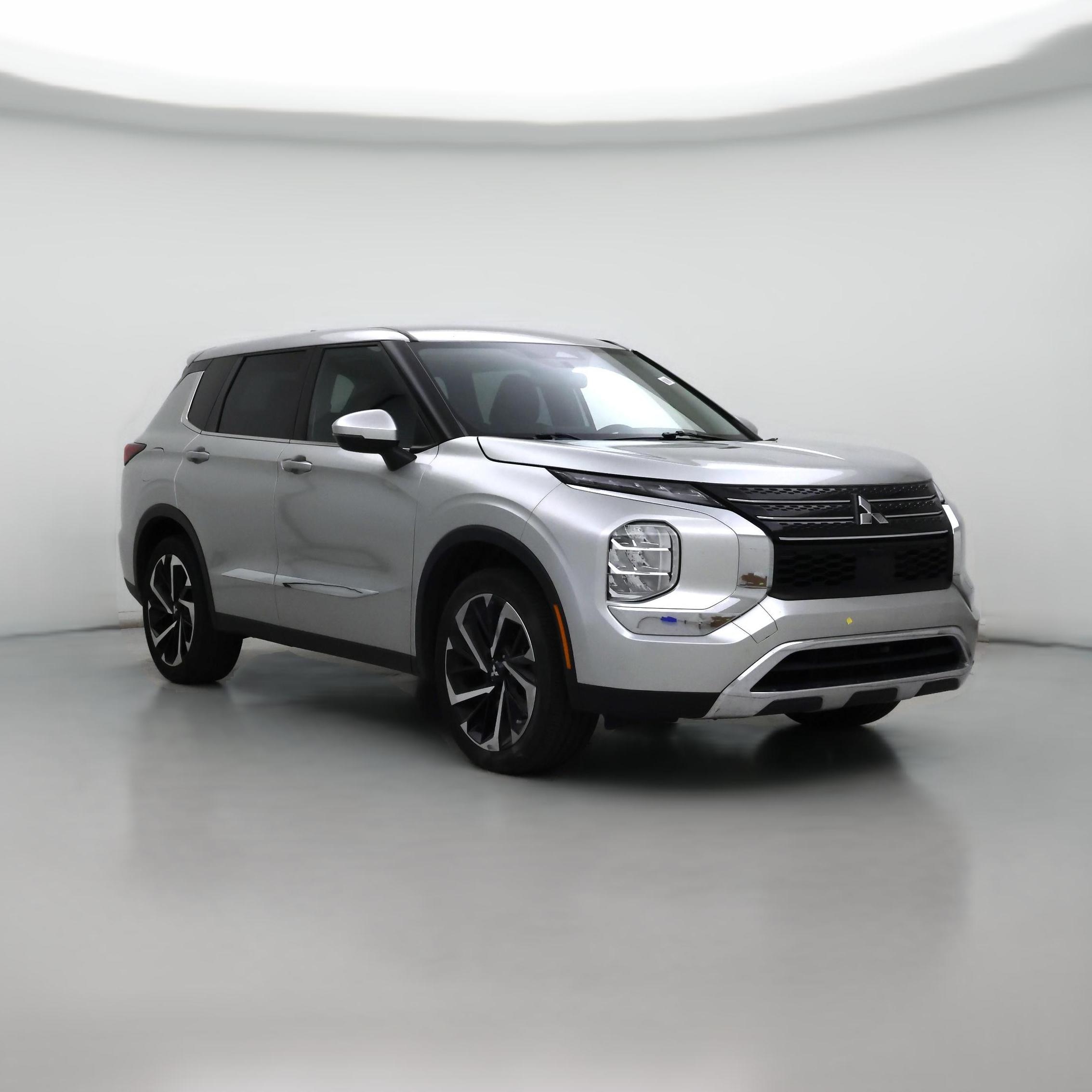 Thumbnail: 2022 Mitsubishi Outlander - 1