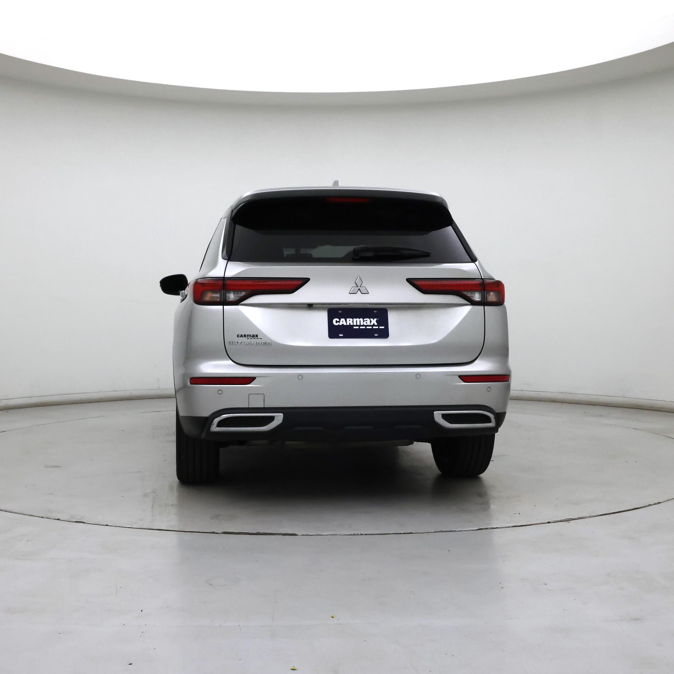 Thumbnail: 2022 Mitsubishi Outlander - 6