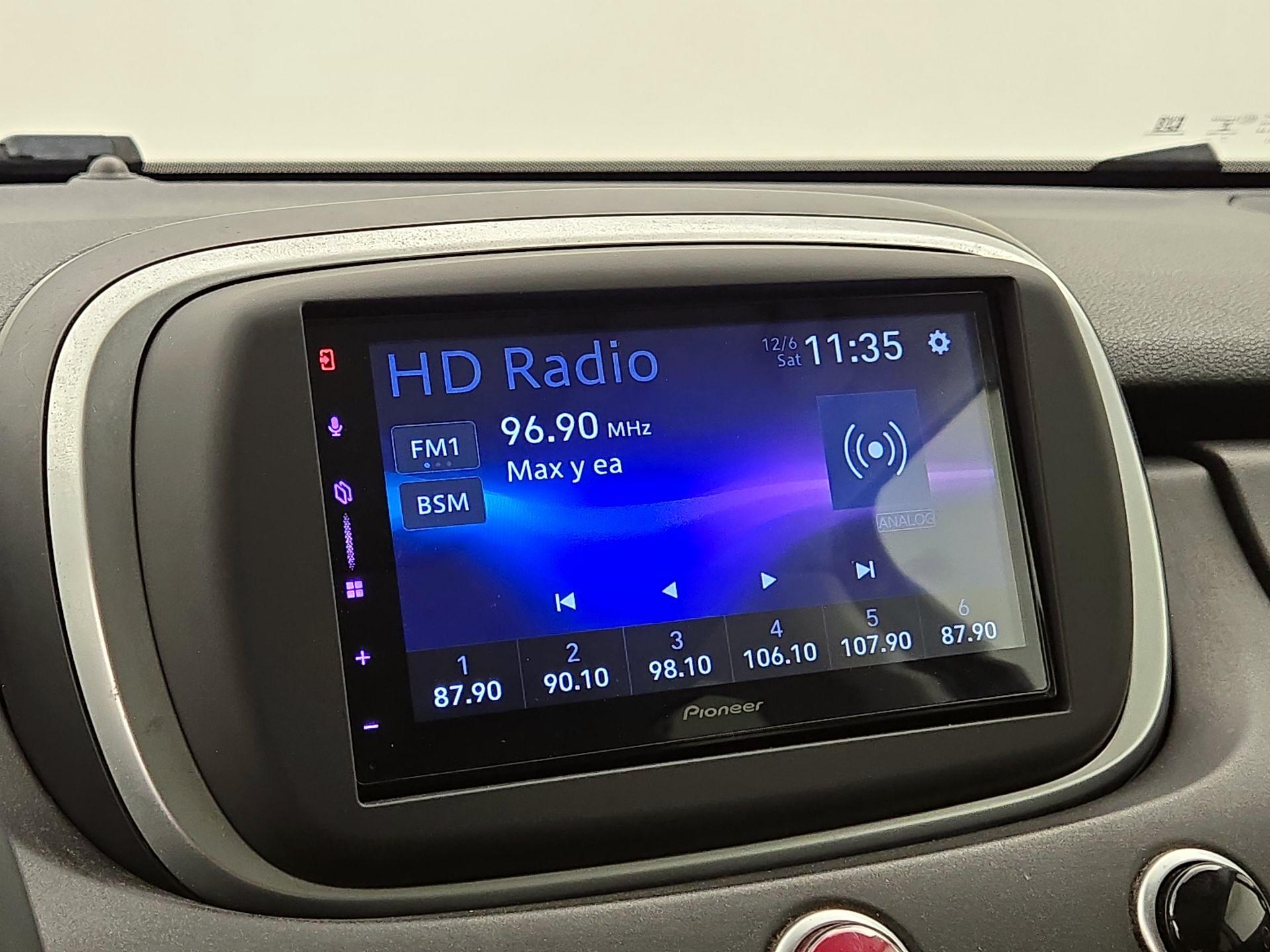 Thumbnail: 2018 Fiat 500X - 15