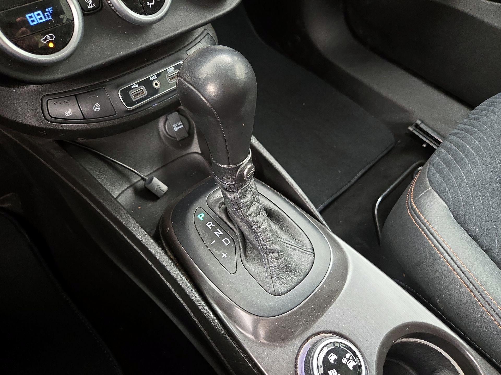 Thumbnail: 2018 Fiat 500X - 17