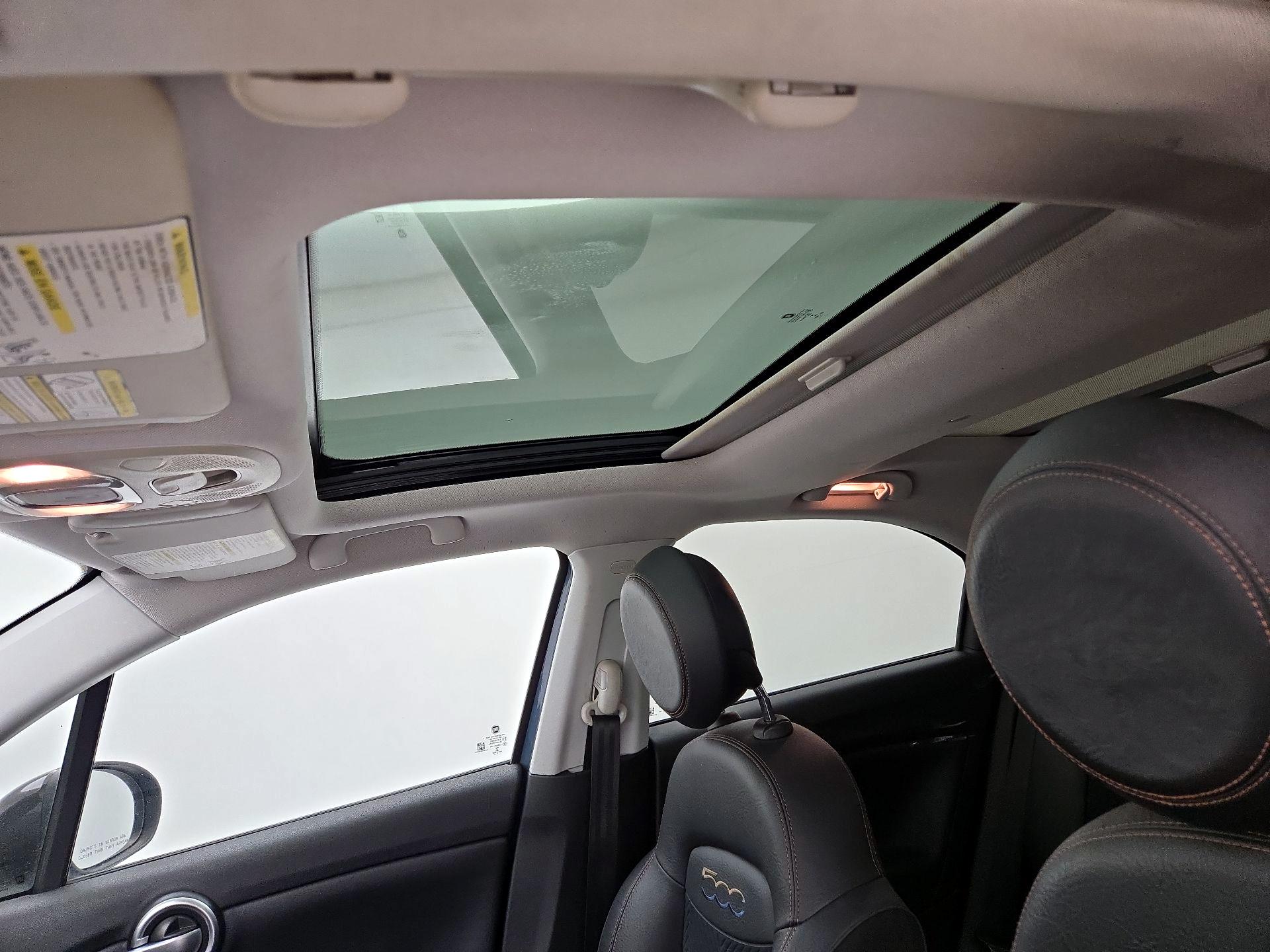 Thumbnail: 2018 Fiat 500X - 19