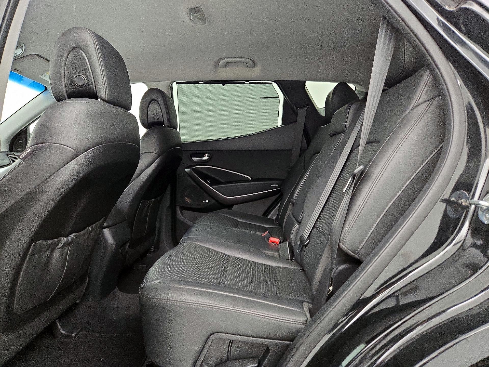 Thumbnail: 2014 Hyundai Santa Fe - 19